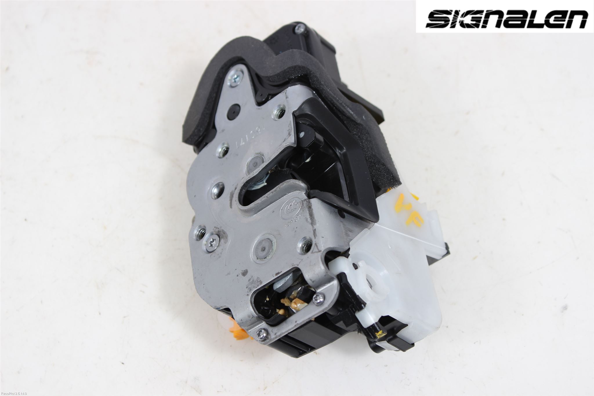 Opel INSIGNIA 09-16 Låskista-Dörrlås