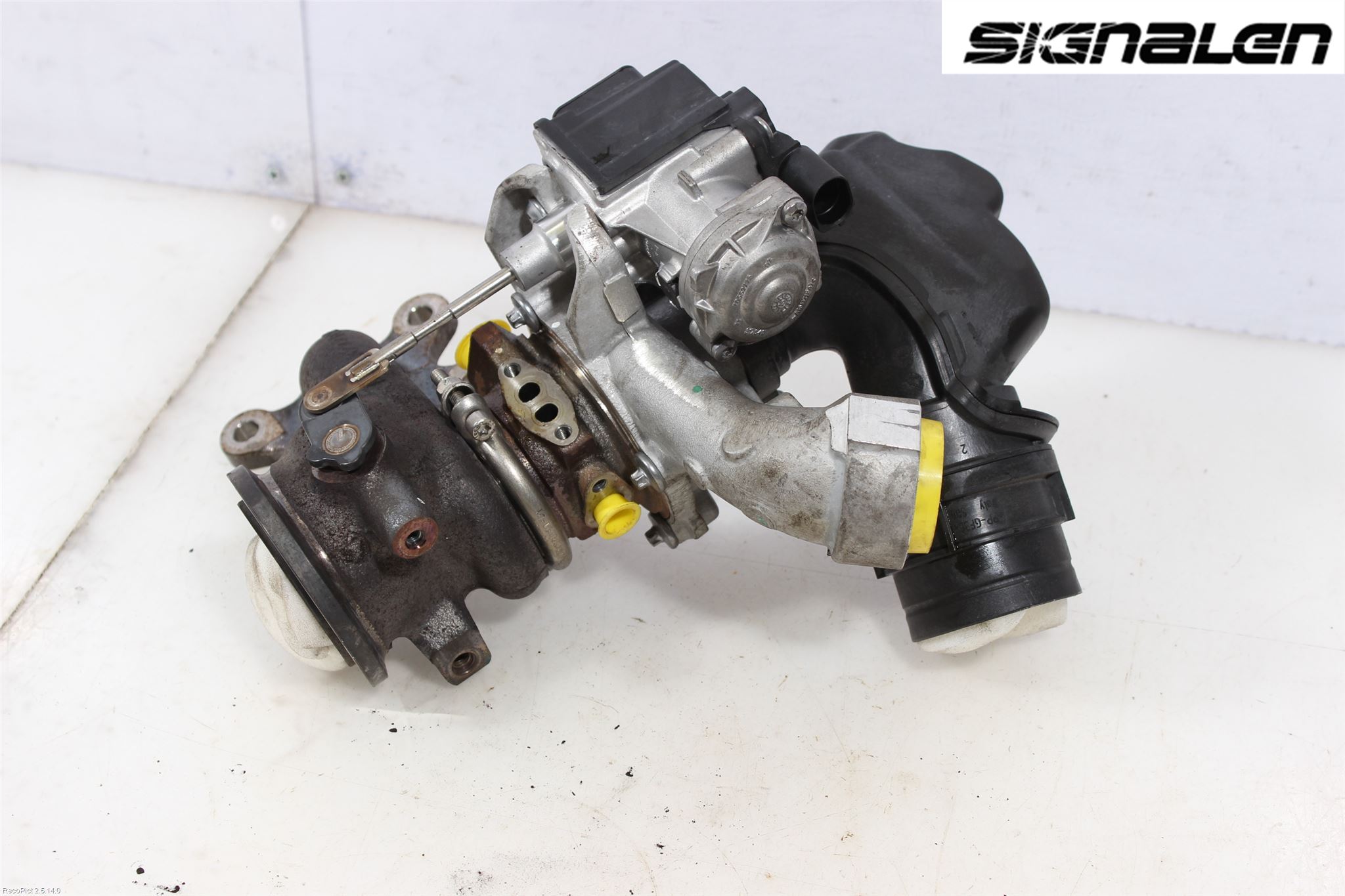 Volkswagen VW POLO 10-17 Turboaggregat