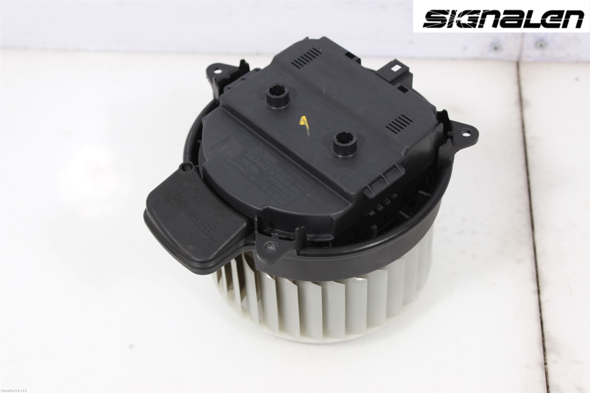 Audi A6 ALLROAD 12-18 Värmefläkt