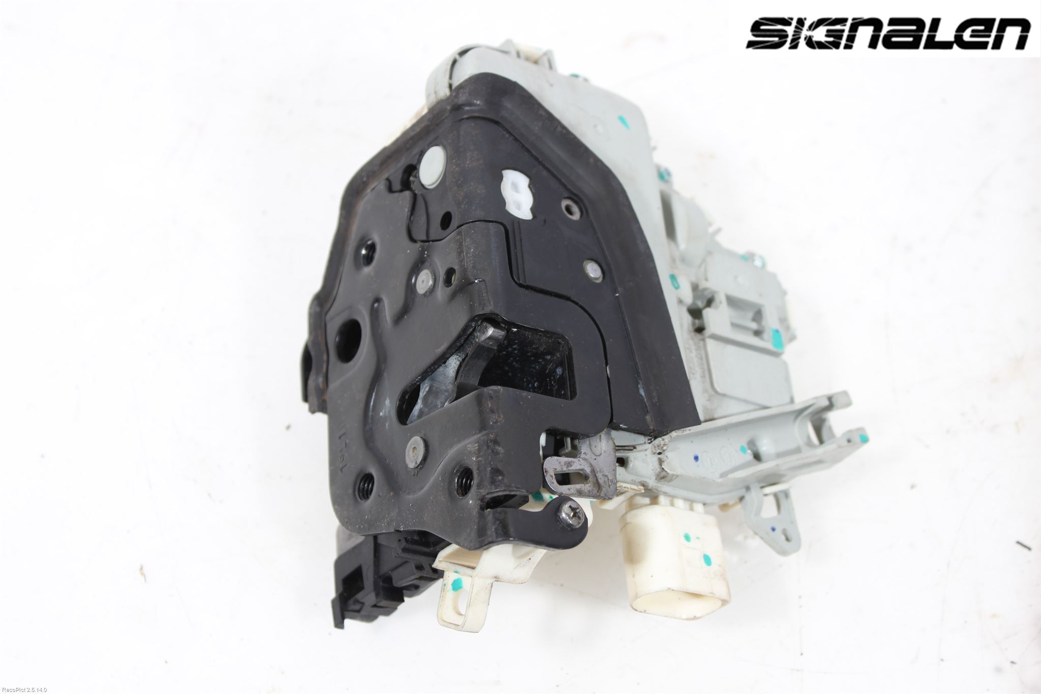 Audi A4/S4 08-11 Låskista-Dörrlås