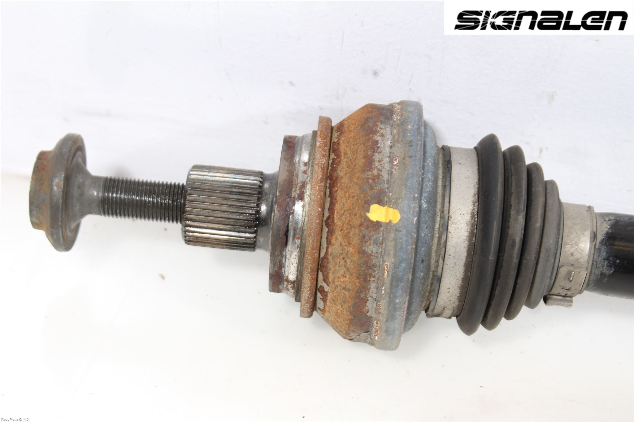 Audi A4/S4 B9 16-19 Drivaxel Bak Vänster