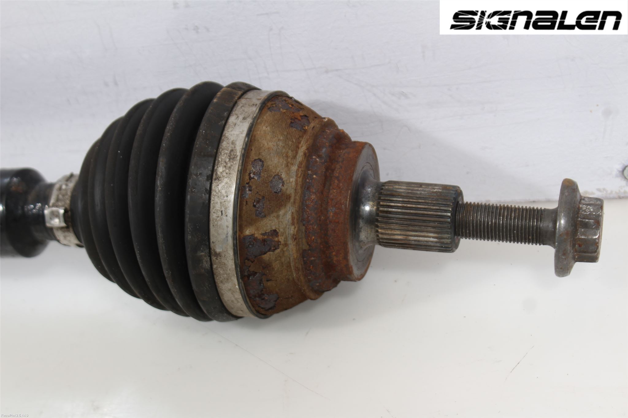 Volkswagen VW GOLF / E-GOLF VII 13-20 Drivaxel Fram Höger