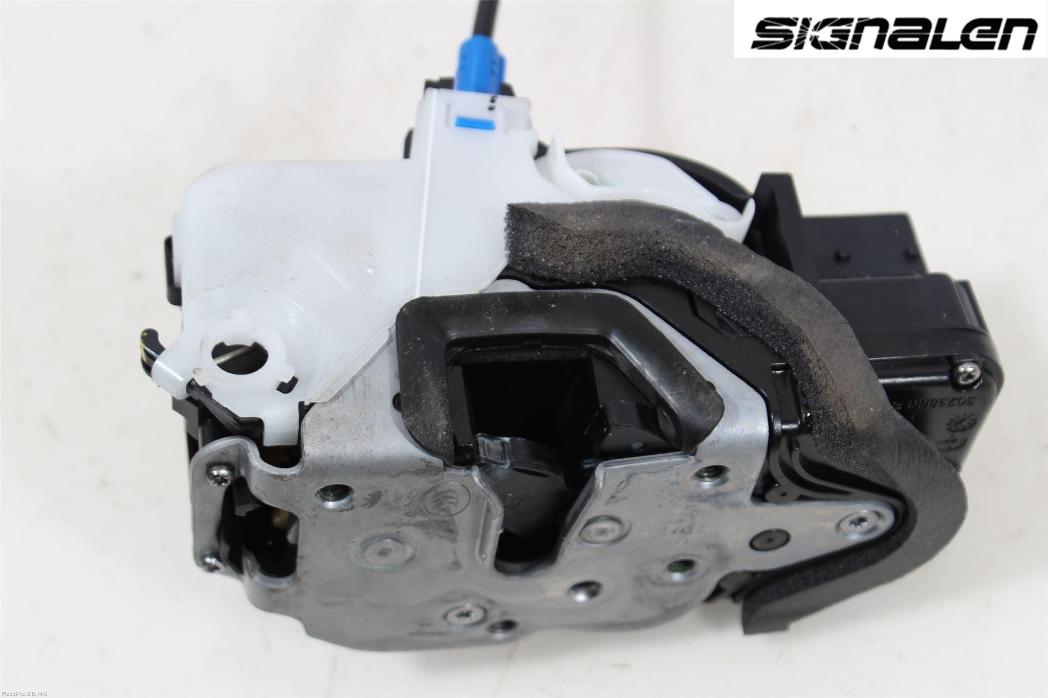 Opel ASTRA J 10-15 Låskista-Dörrlås