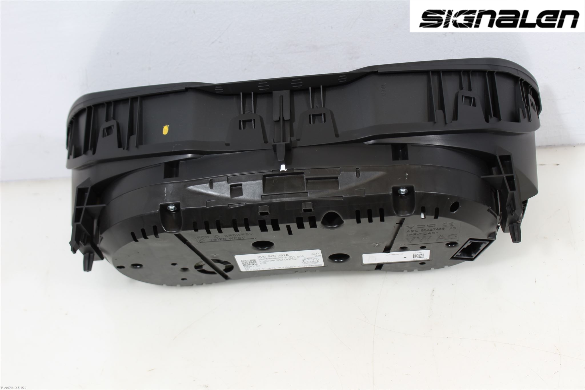 Skoda SUPERB 16-24 Instrument Komb