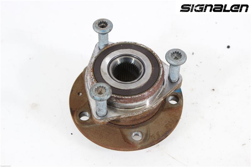 Volkswagen VW PASSAT 15-19 Nav Fram