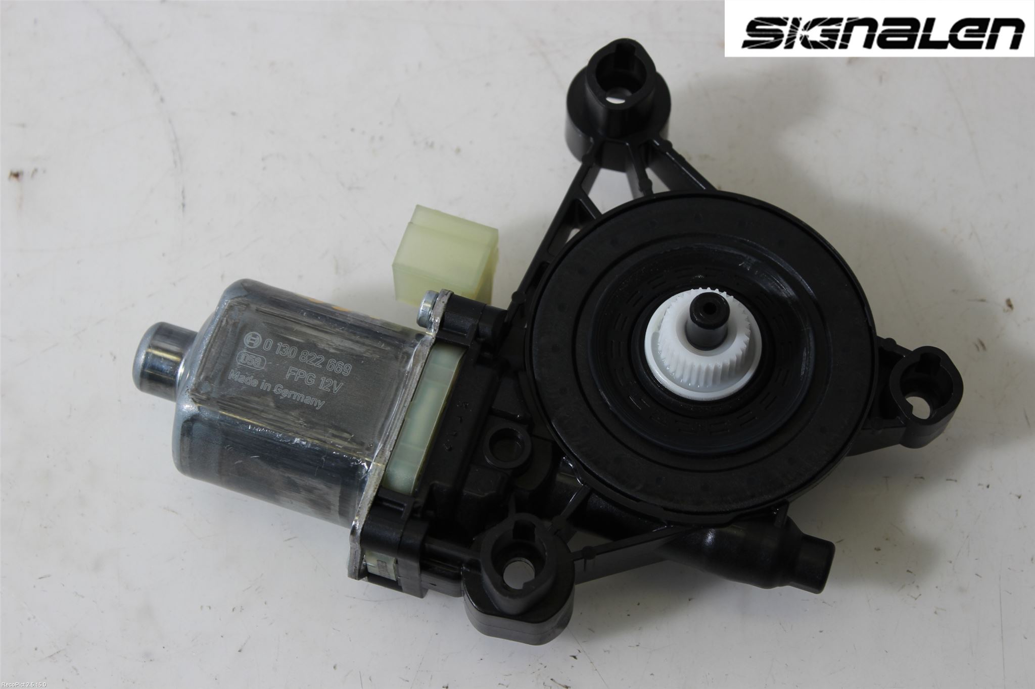 Audi A4/S4 B9 16-19 Fönsterhissmotor