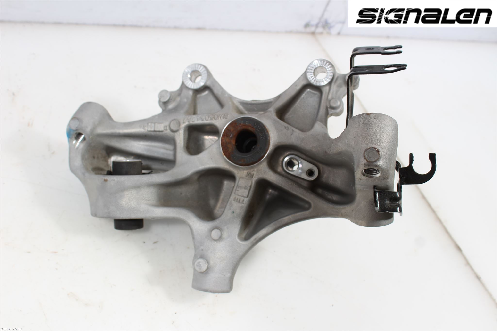 Audi A4/S4 B9 16-19 Hjullagerhus-Spindel Hö B