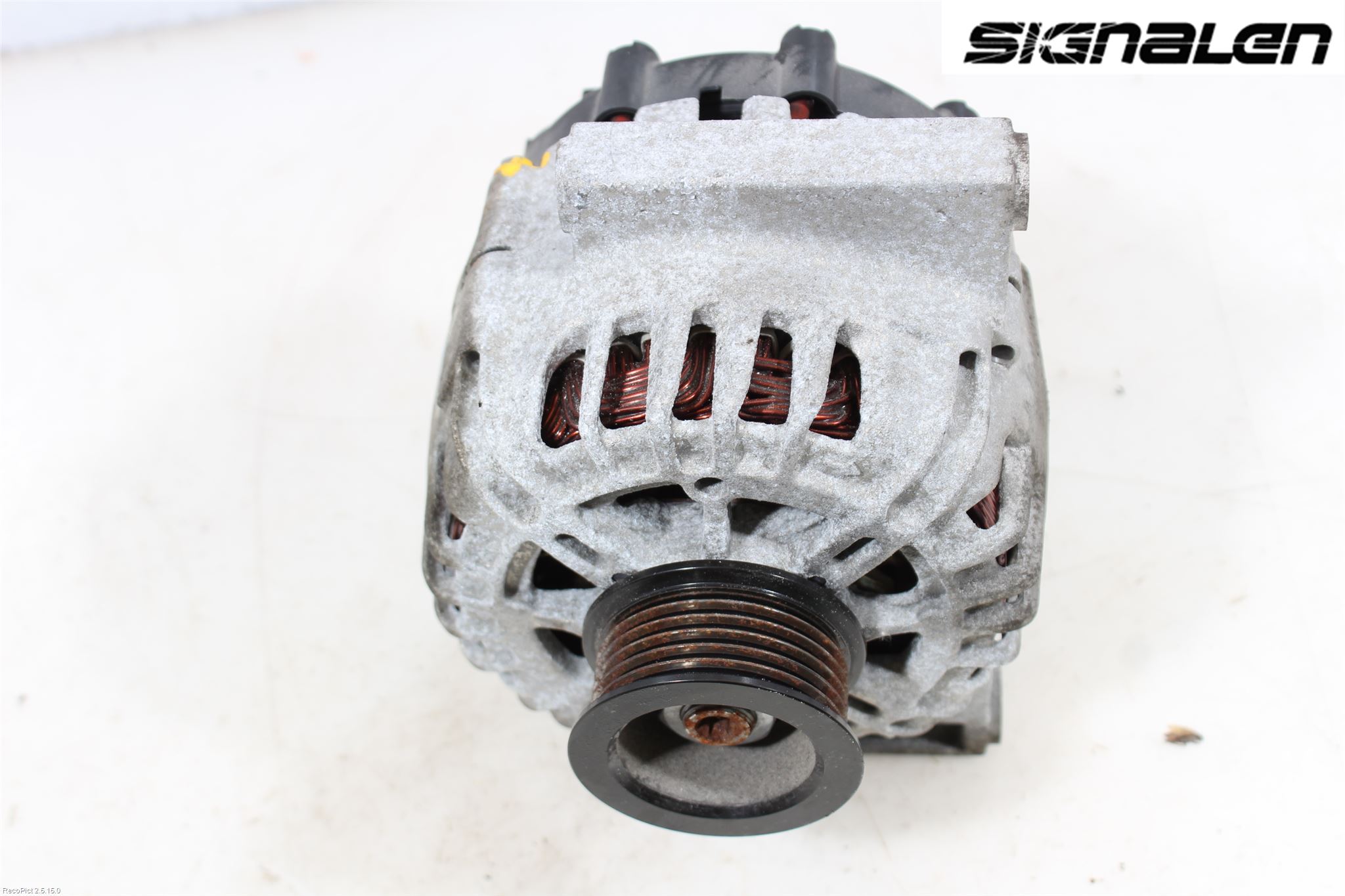 Opel ASTRA J 10-15 Generator