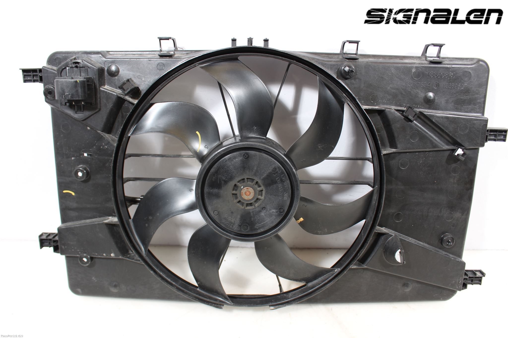 Opel ASTRA J 10-15 Kylfläkt El