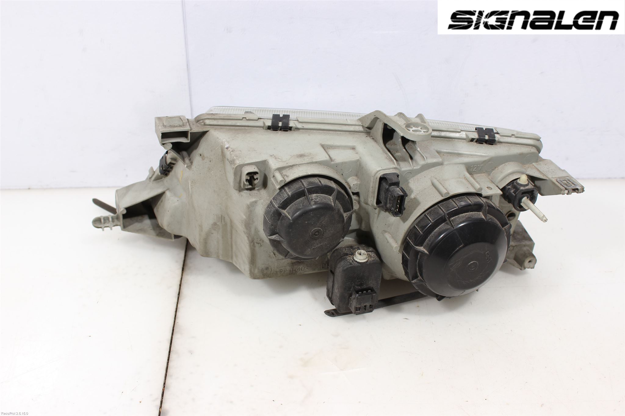 Saab 9-5 -05 Strålkastare Höger