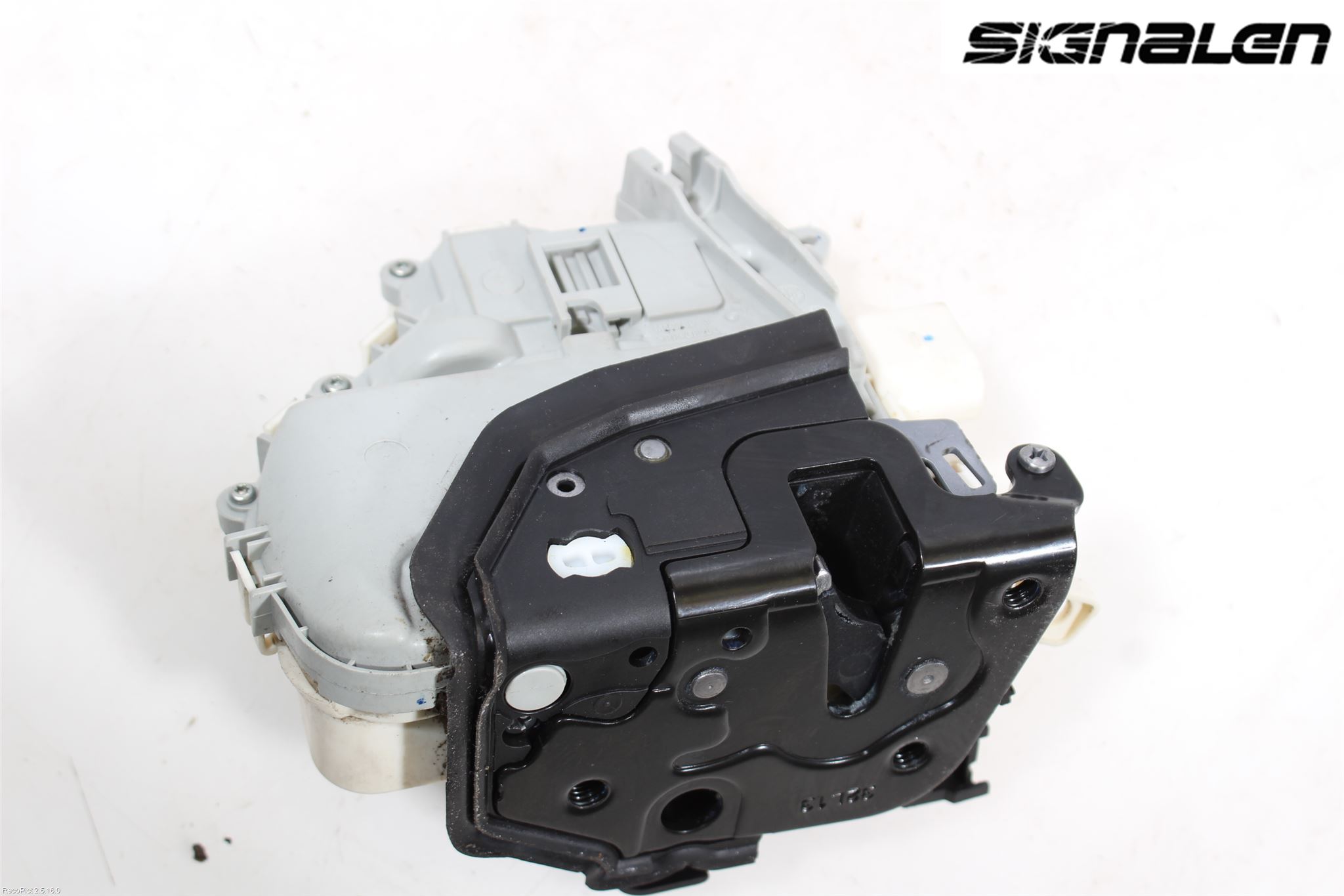 Audi A6/S6 4G 11-18 Låskista-Dörrlås