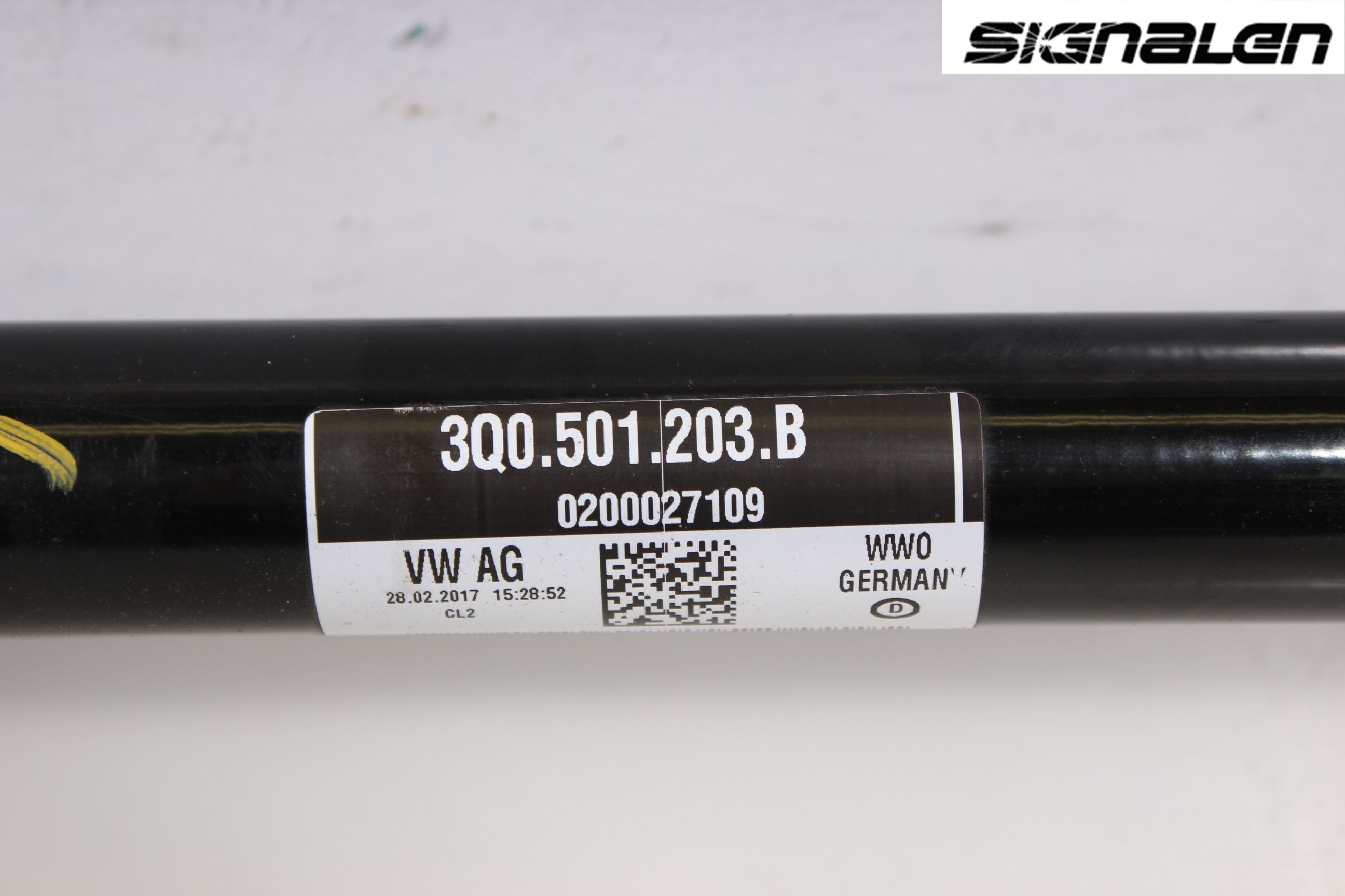 Volkswagen VW TIGUAN 16-24 Drivaxel Bak Vänster