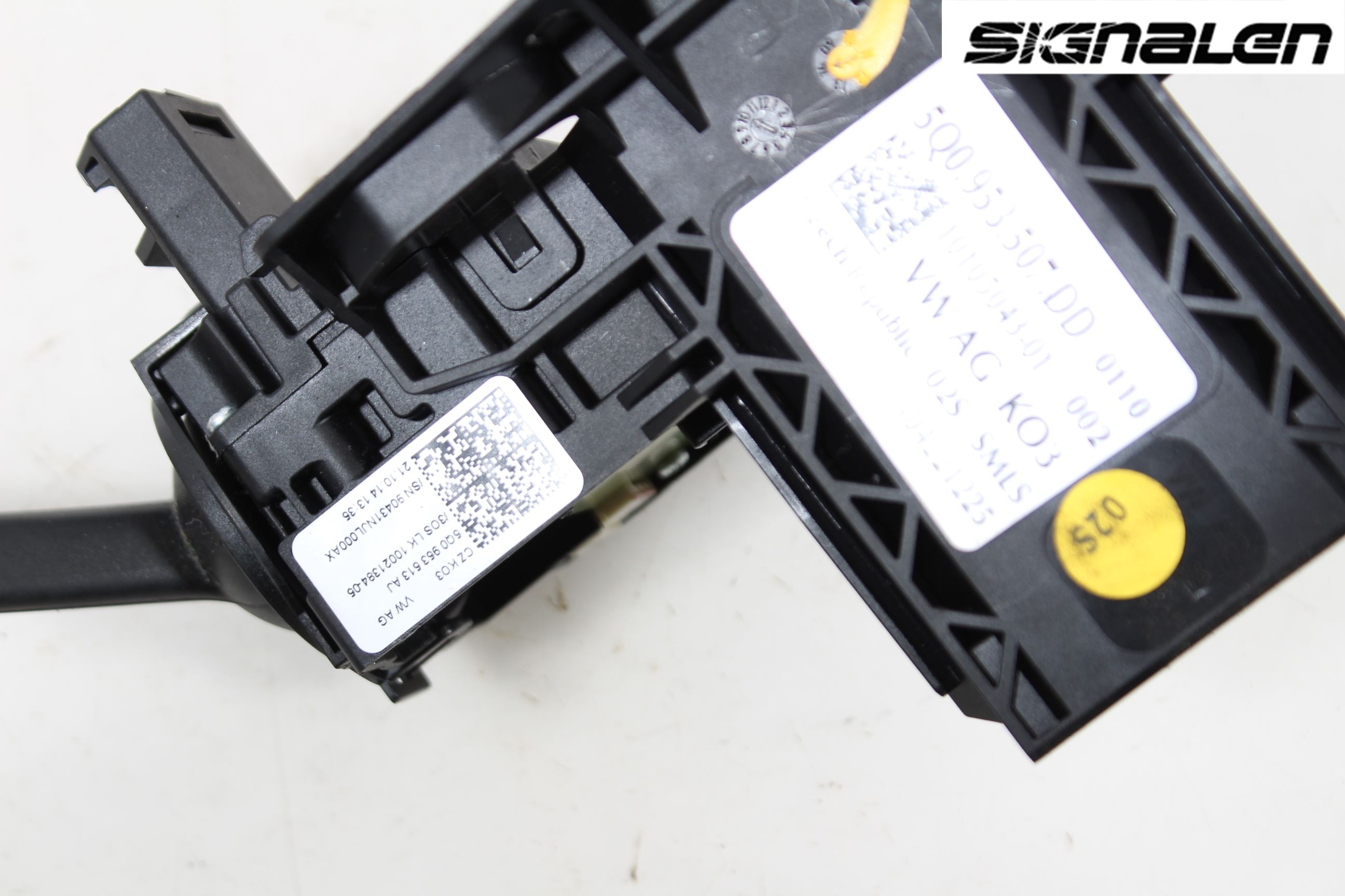 Volkswagen VW GOLF / E-GOLF VII 13-20 Spakcentral