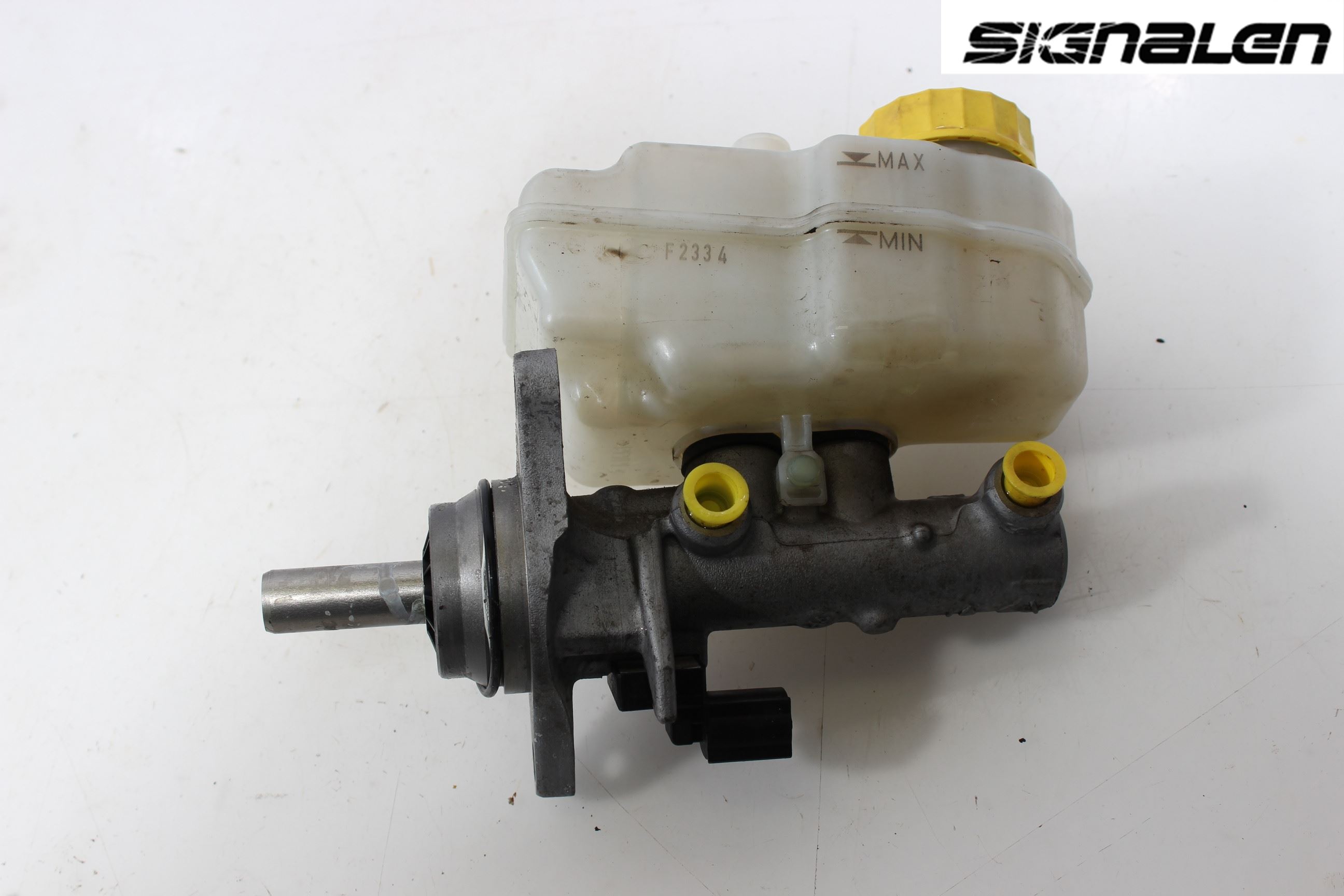 Skoda RAPID Broms Huvudcylinder