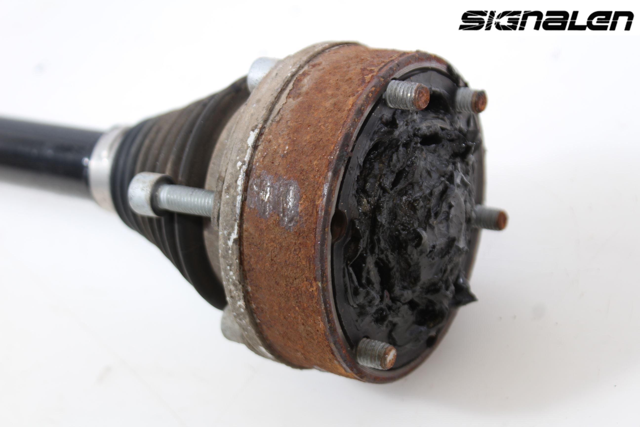 Skoda YETI Drivaxel Bak Vänster