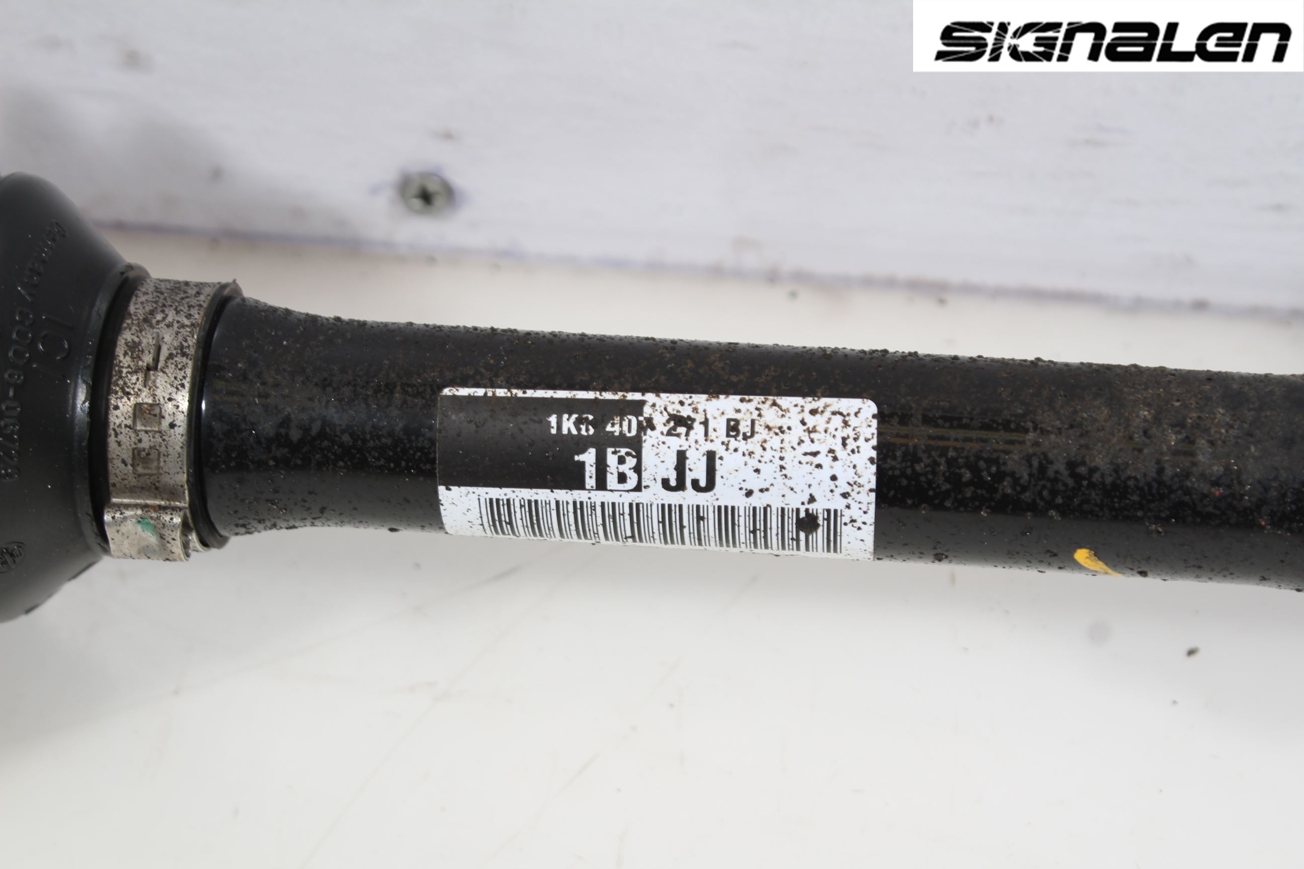 Skoda YETI Drivaxel Fram Vänster