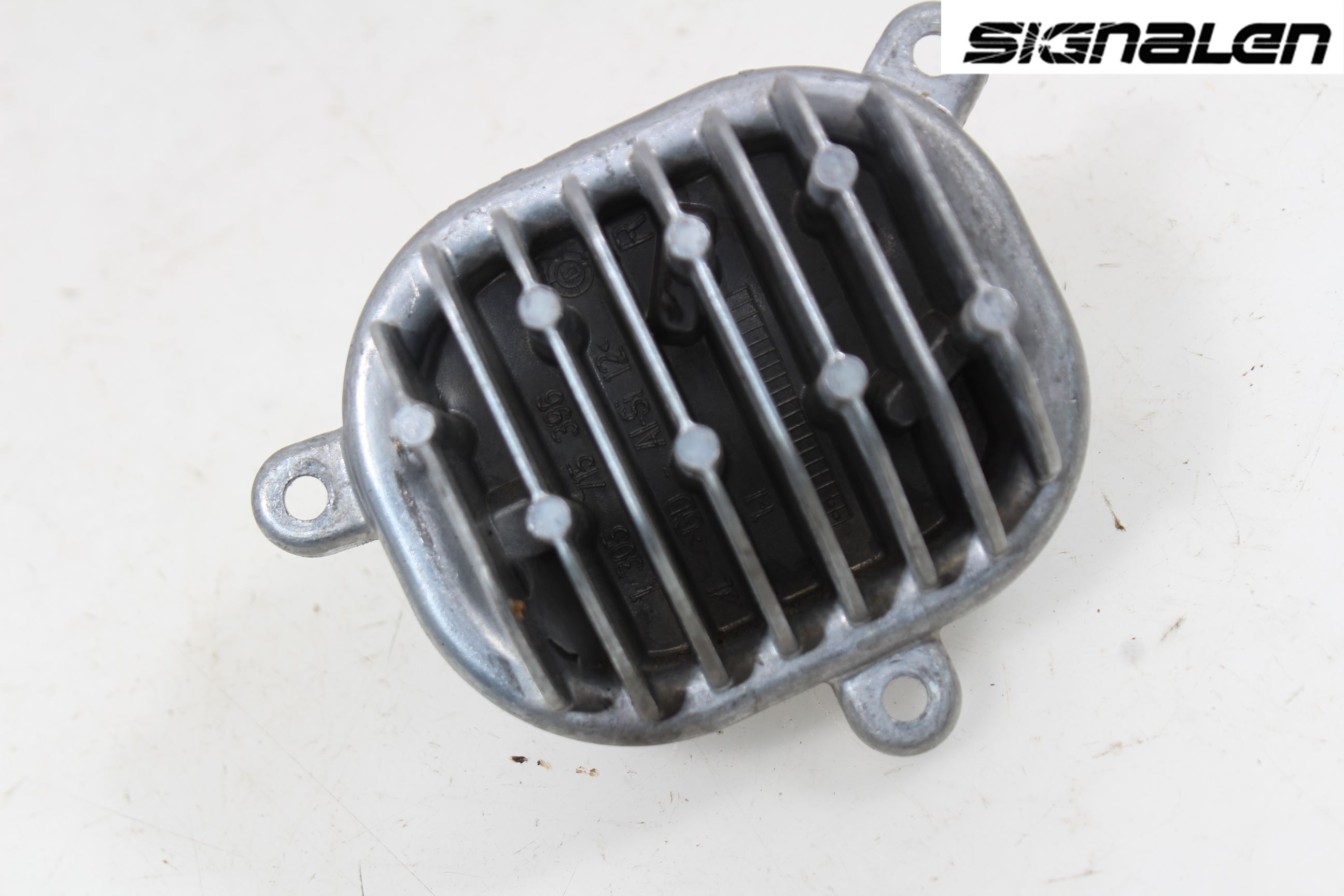 Audi A4/S4 B9 16-19 Styrenhet Strålkastare