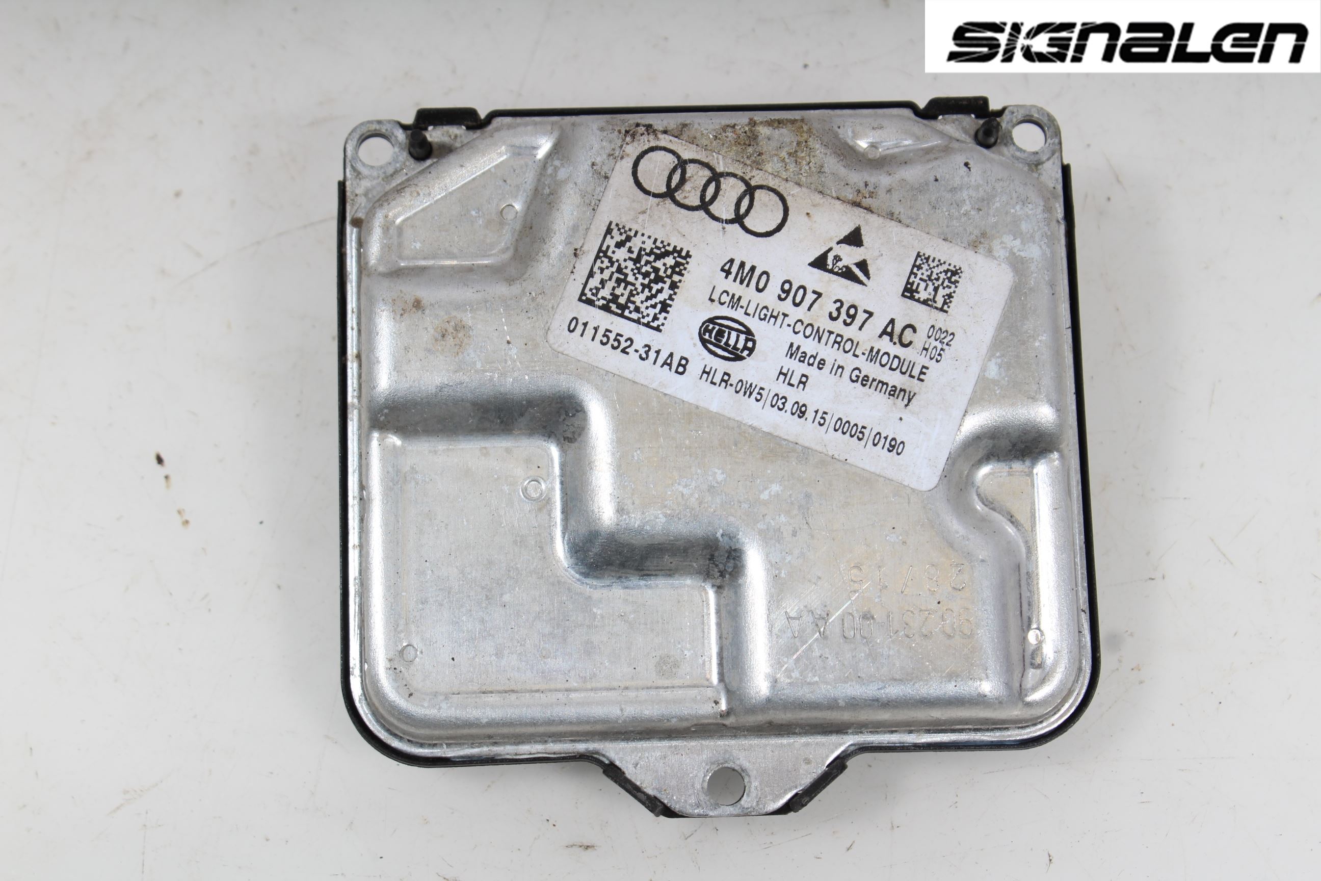 Audi A4/S4 B9 16-19 Styrenhet Strålkastare