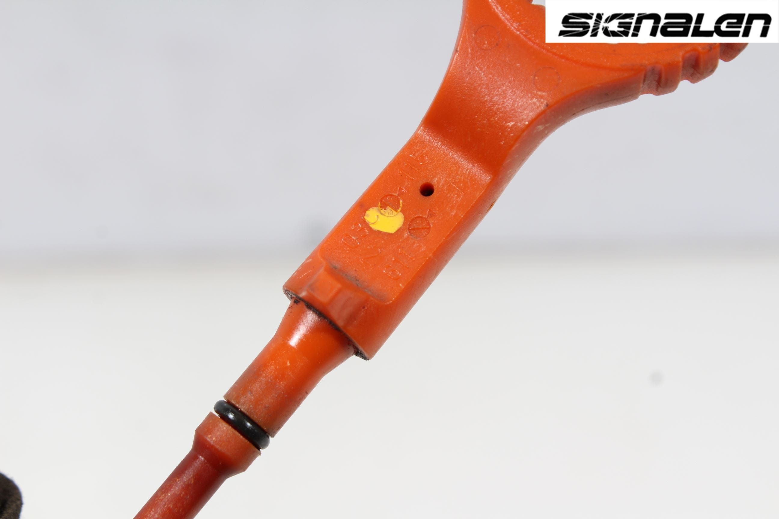 Volkswagen VW PASSAT 05-11 Oljesticka