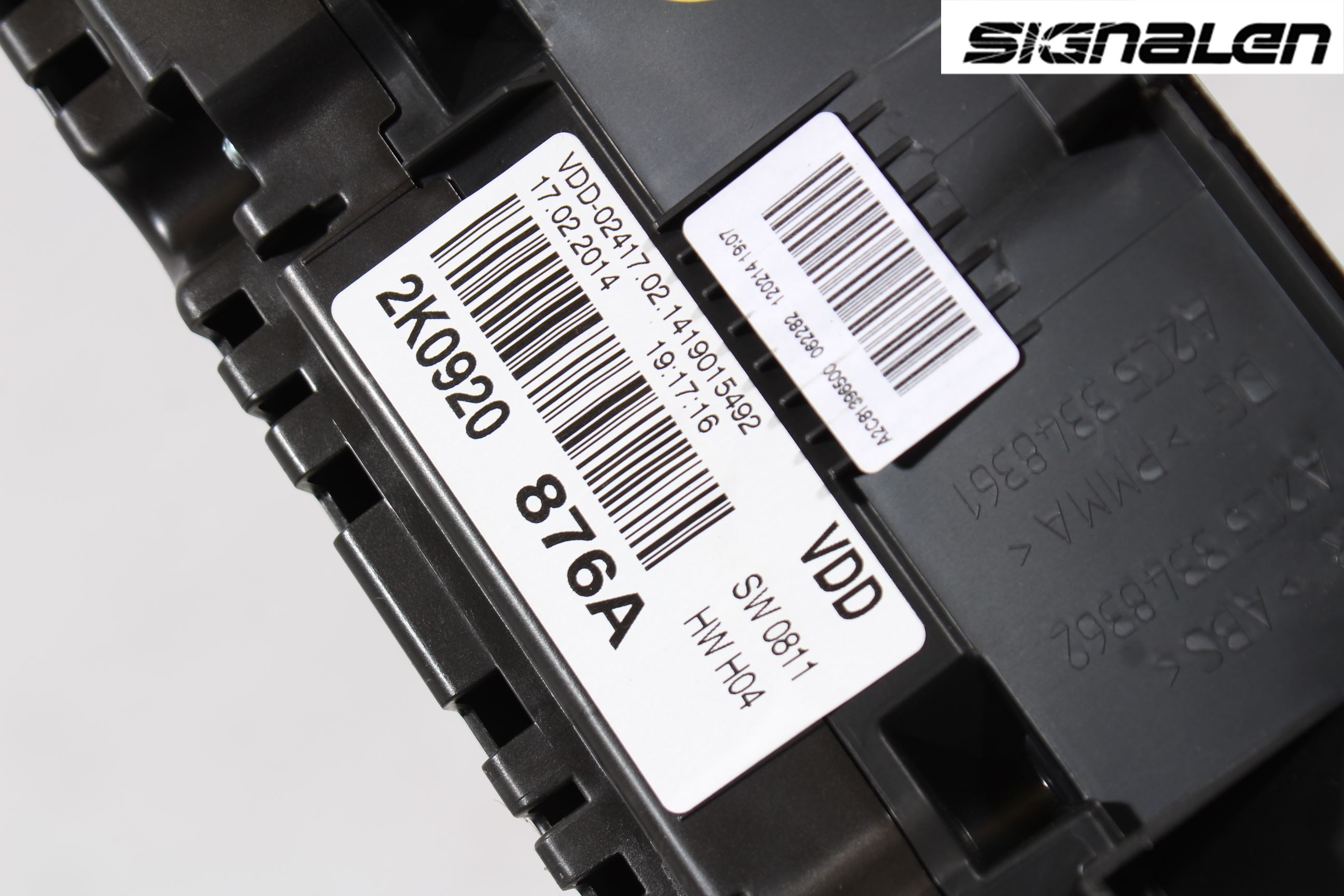 Volkswagen VW CADDY 11-15 Instrument Komb