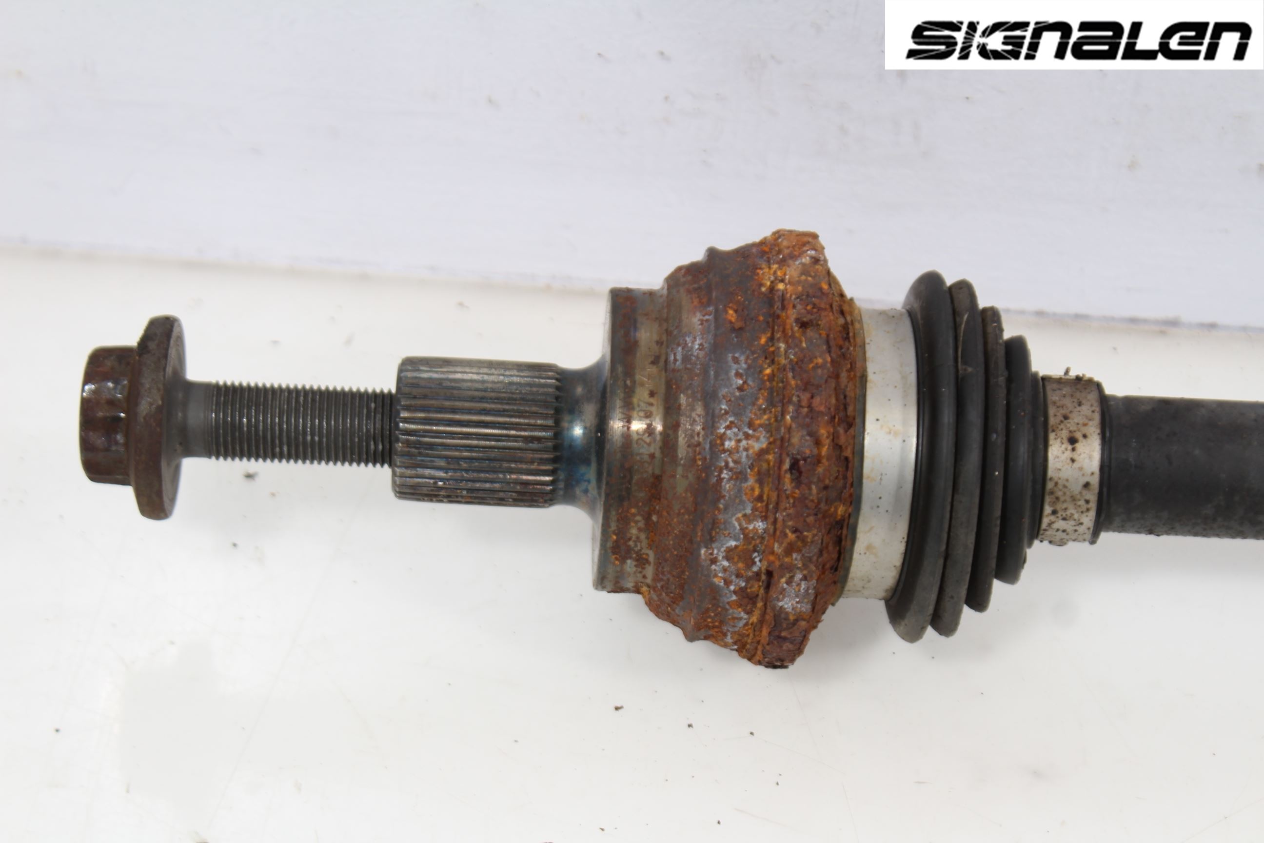 Volkswagen VW GOLF / E-GOLF VII 13-20 Drivaxel Bak Vänster