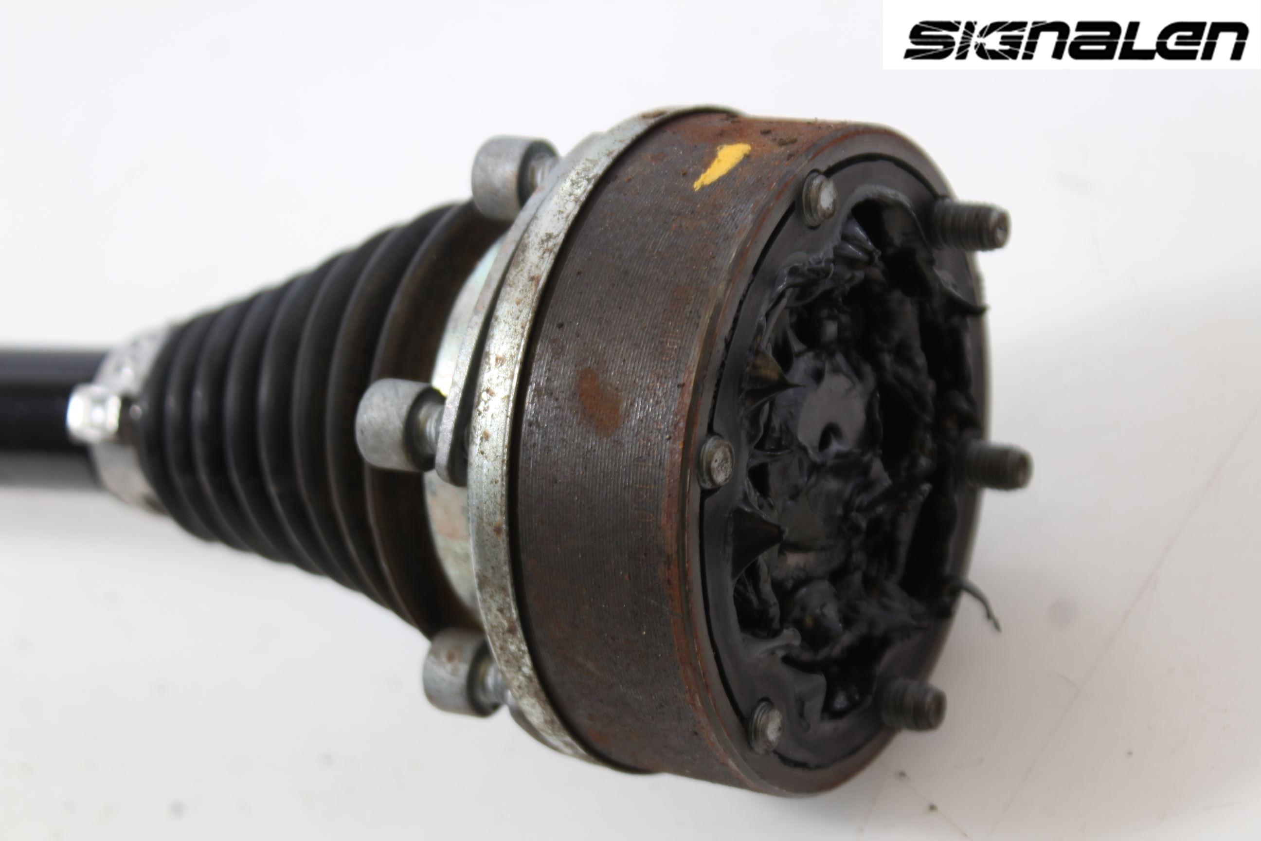 Seat LEON 13-20 Drivaxel Fram Vänster