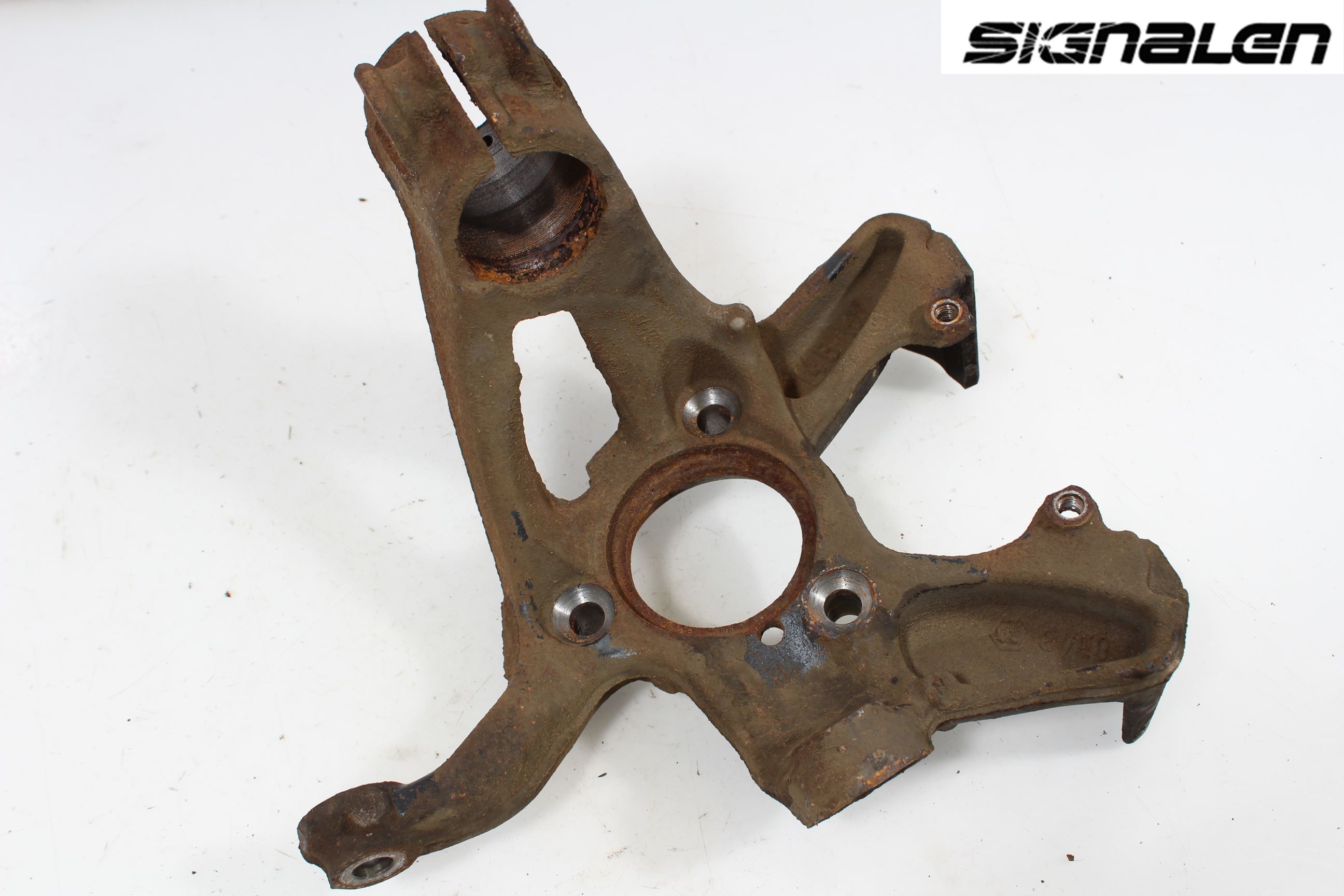 Seat LEON 13-20 Styrspindel Lagerhus Vä