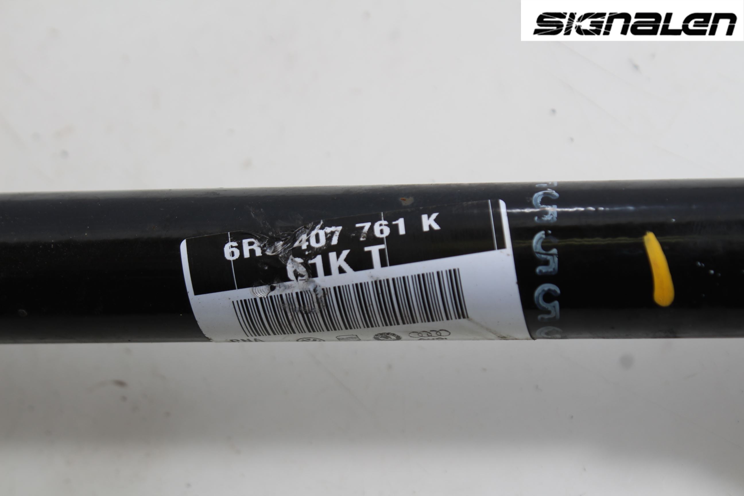 Volkswagen VW POLO 10-17 Drivaxel Fram Vänster