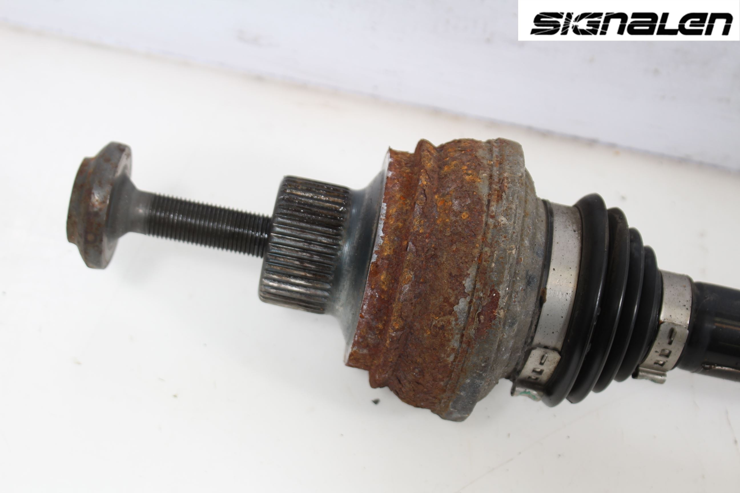 Audi A6/S6 4G 11-18 Drivaxel Bak Vänster