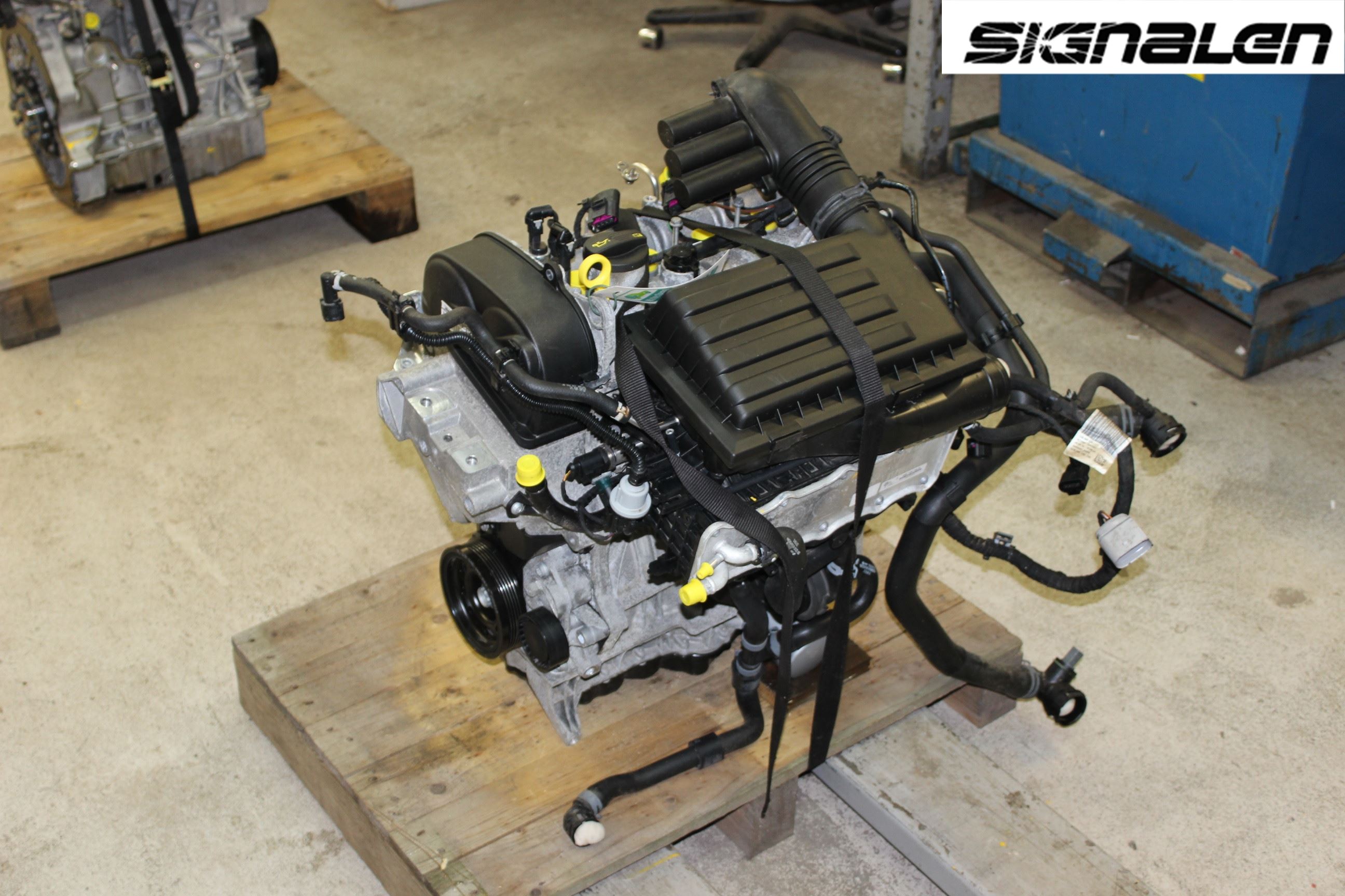 Volkswagen VW GOLF / E-GOLF VII 13-20 Motor Bensin