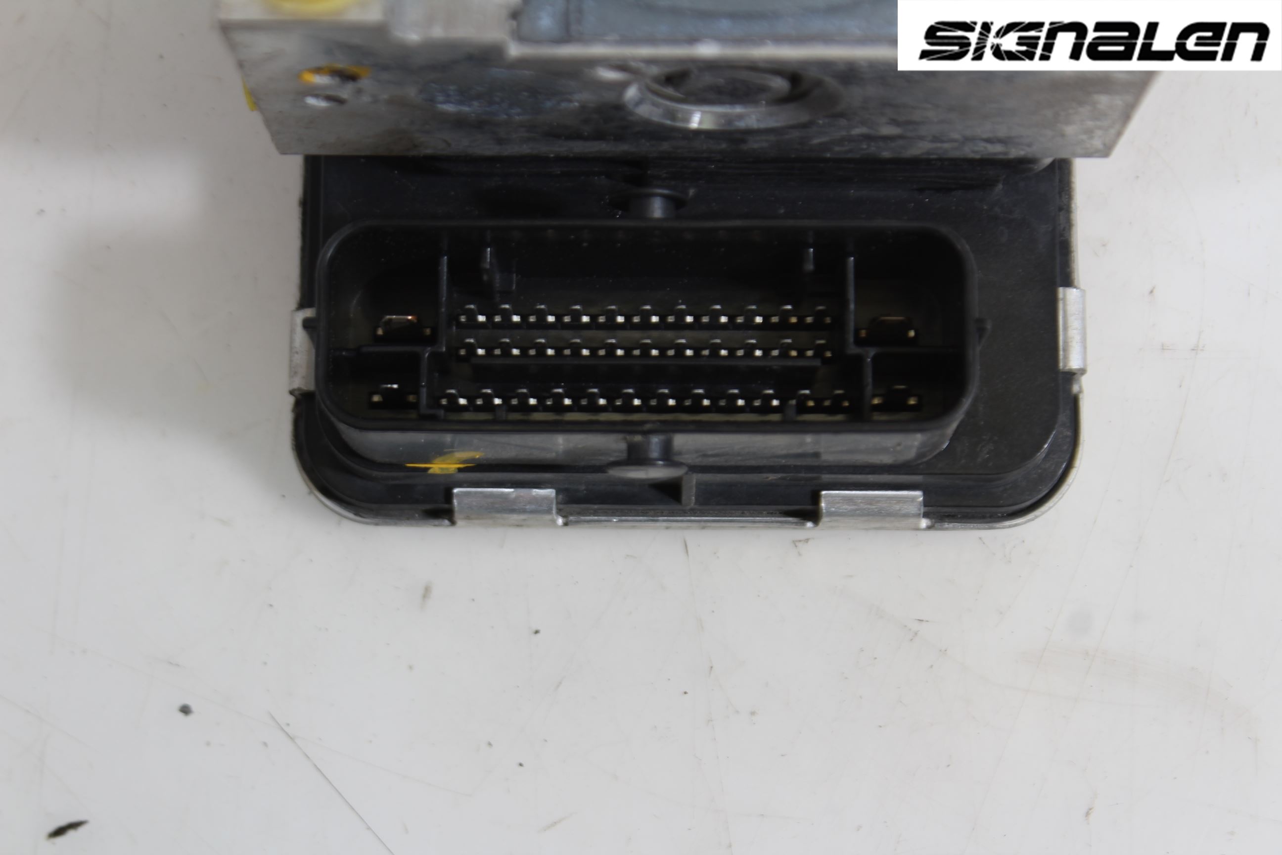 Volkswagen VW CADDY 11-15 Abs Hydraulaggregat