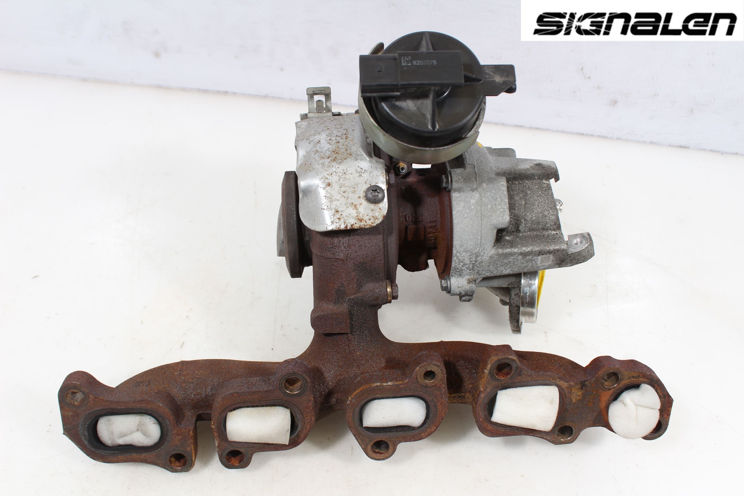 Volkswagen VW CADDY 11-15 Turboaggregat