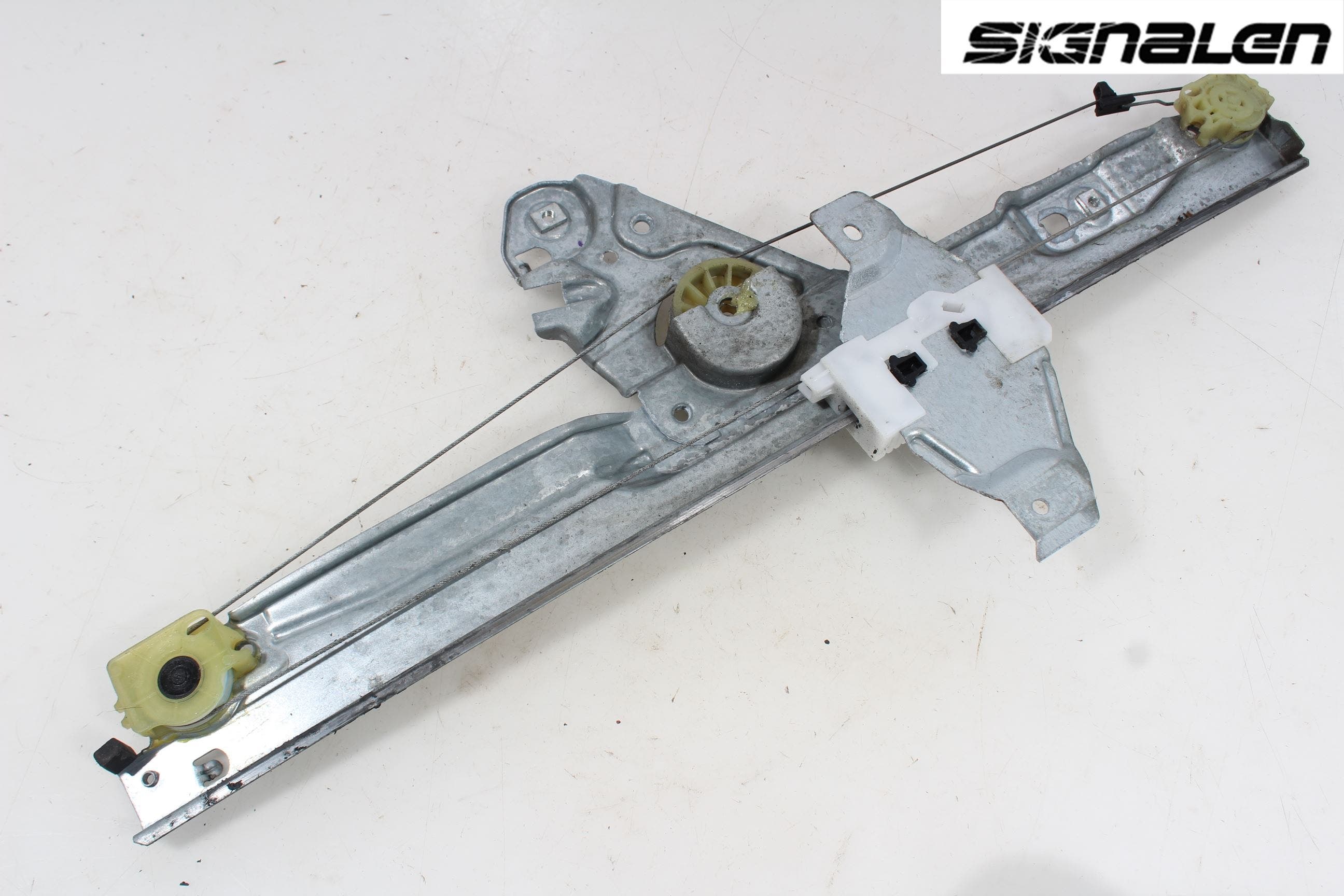 Peugeot 308 08-13 Fönsterhissmekanism