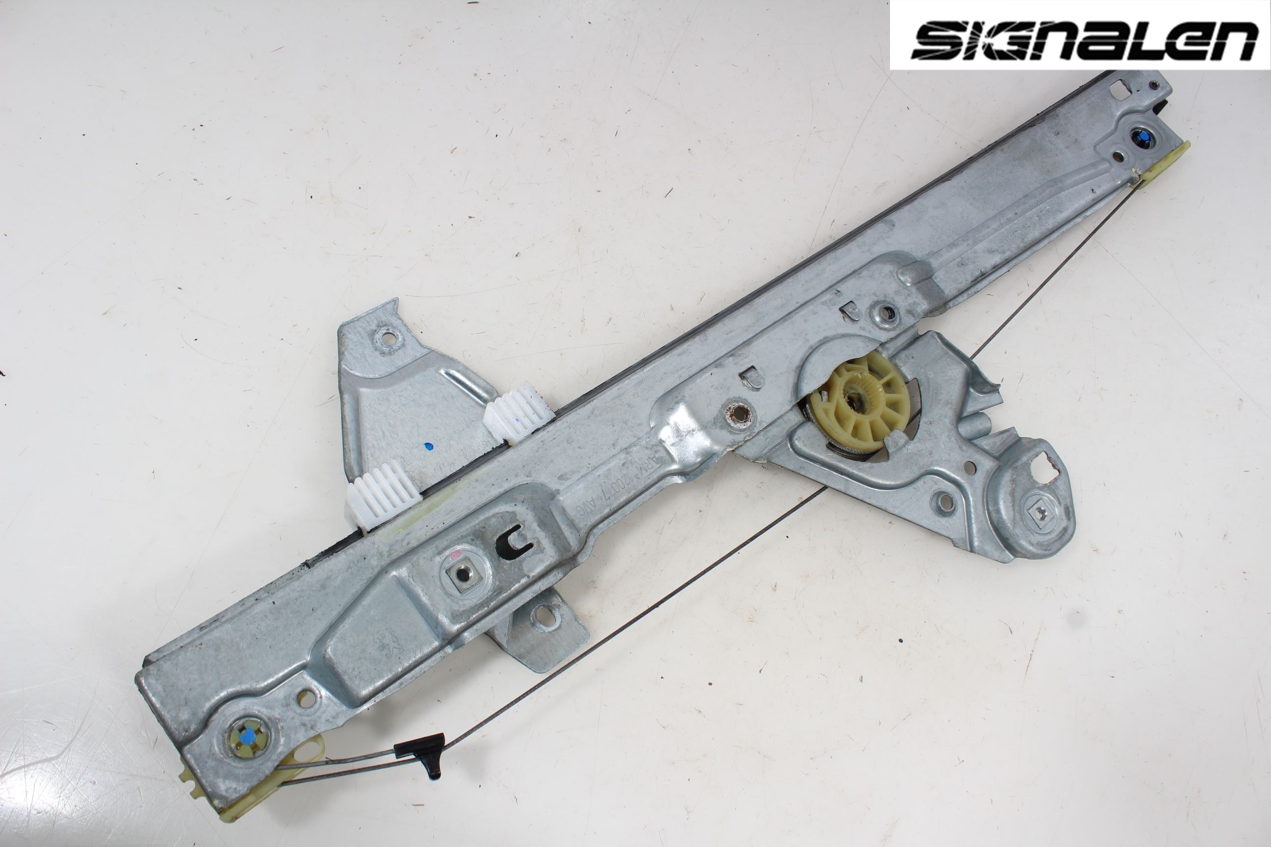 Peugeot 308 08-13 Fönsterhissmekanism