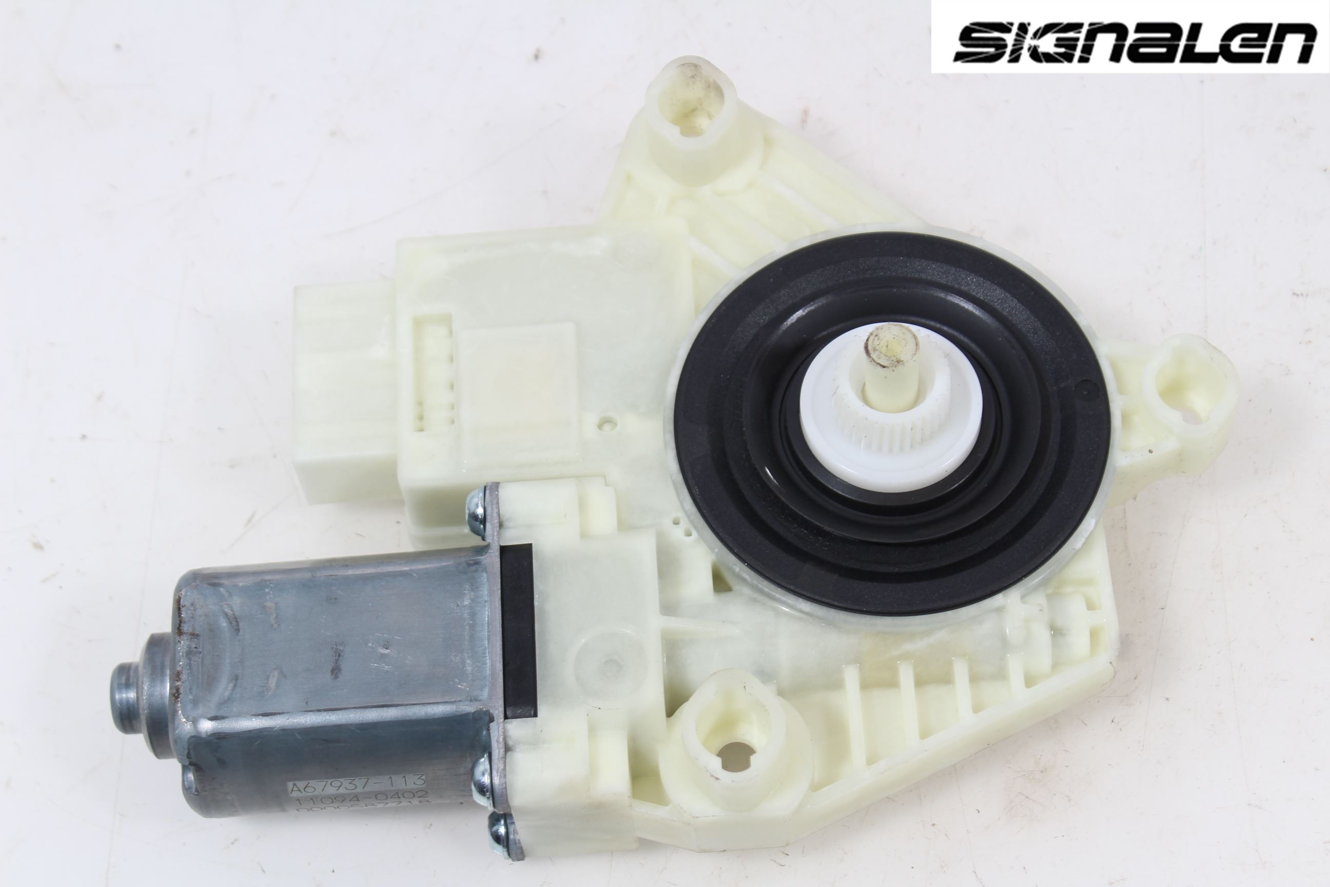 Skoda RAPID Fönsterhissmotor