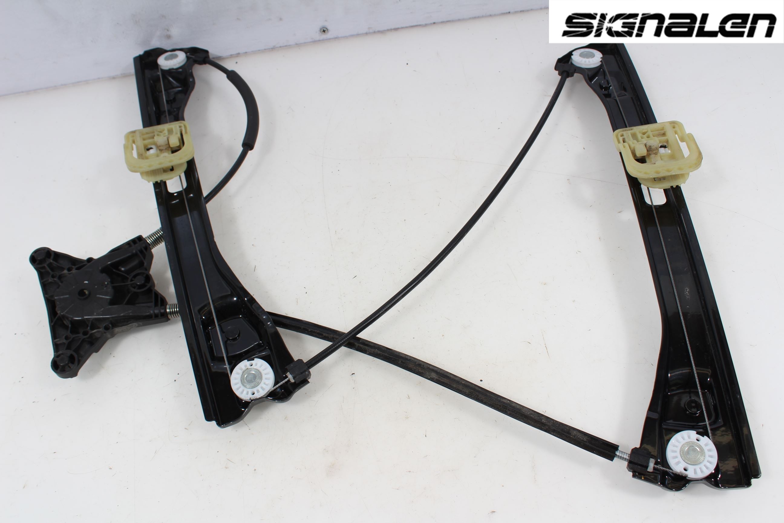 Skoda RAPID Fönsterhissmekanism