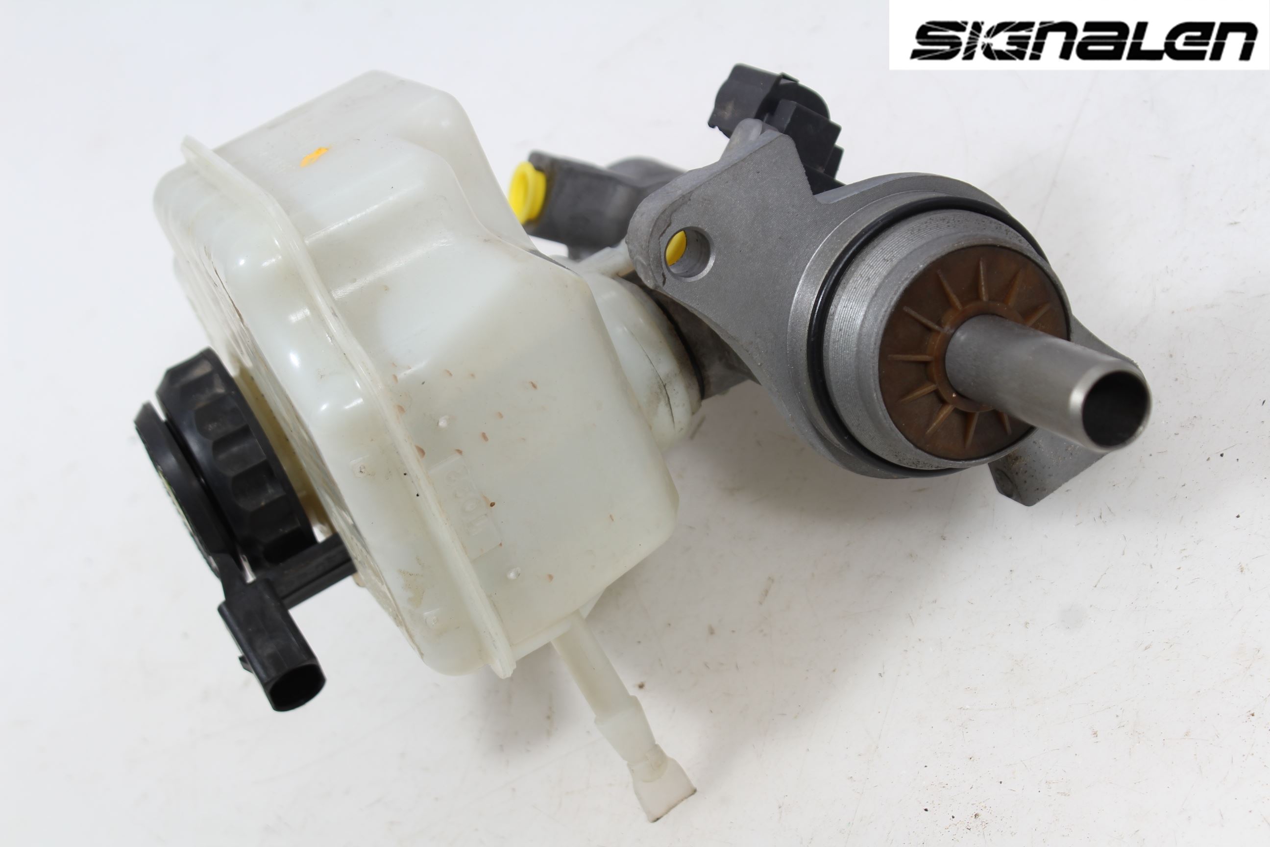 Volkswagen VW GOLF VI 09-13 Broms Huvudcylinder