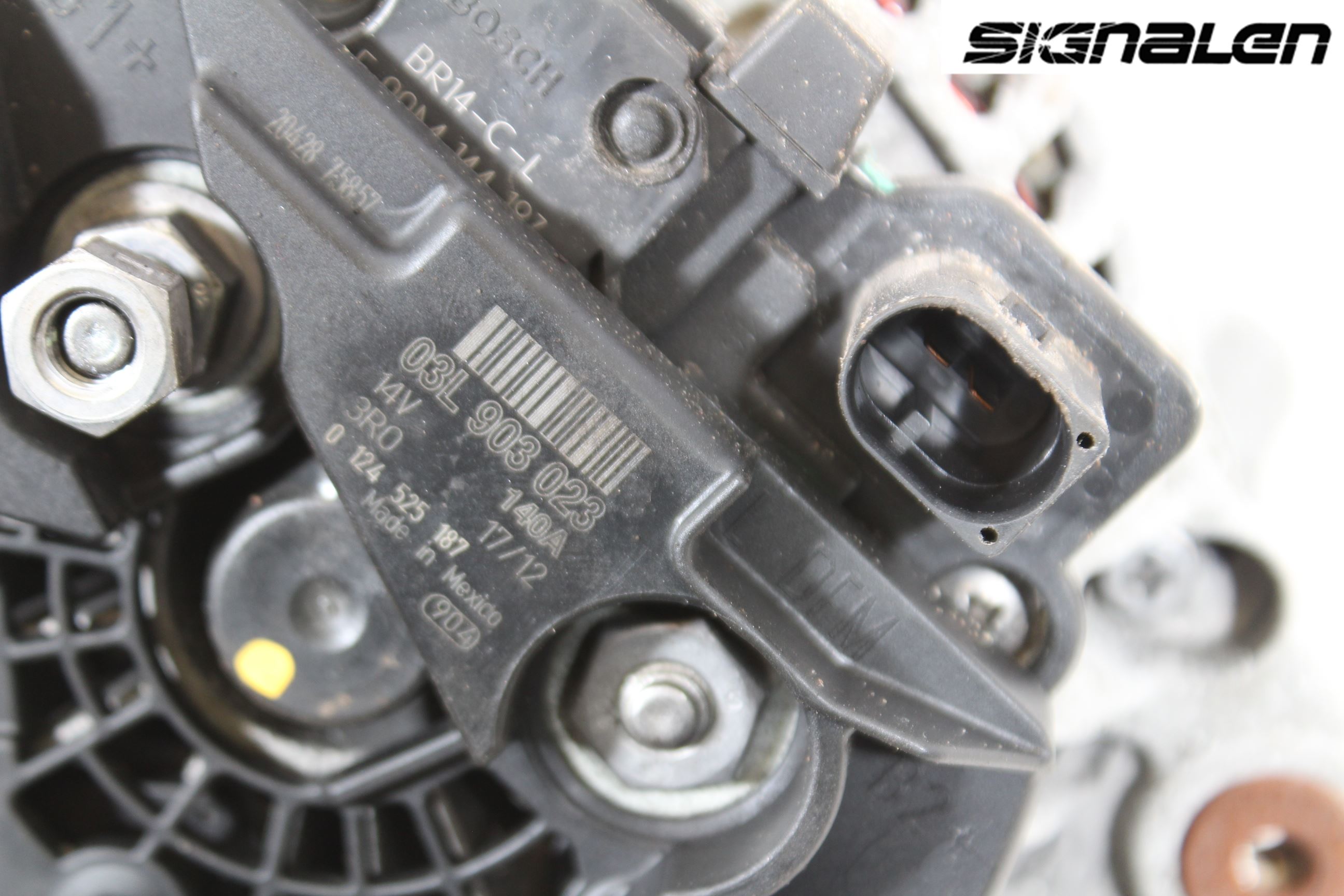 Volkswagen VW GOLF VI 09-13 Generator