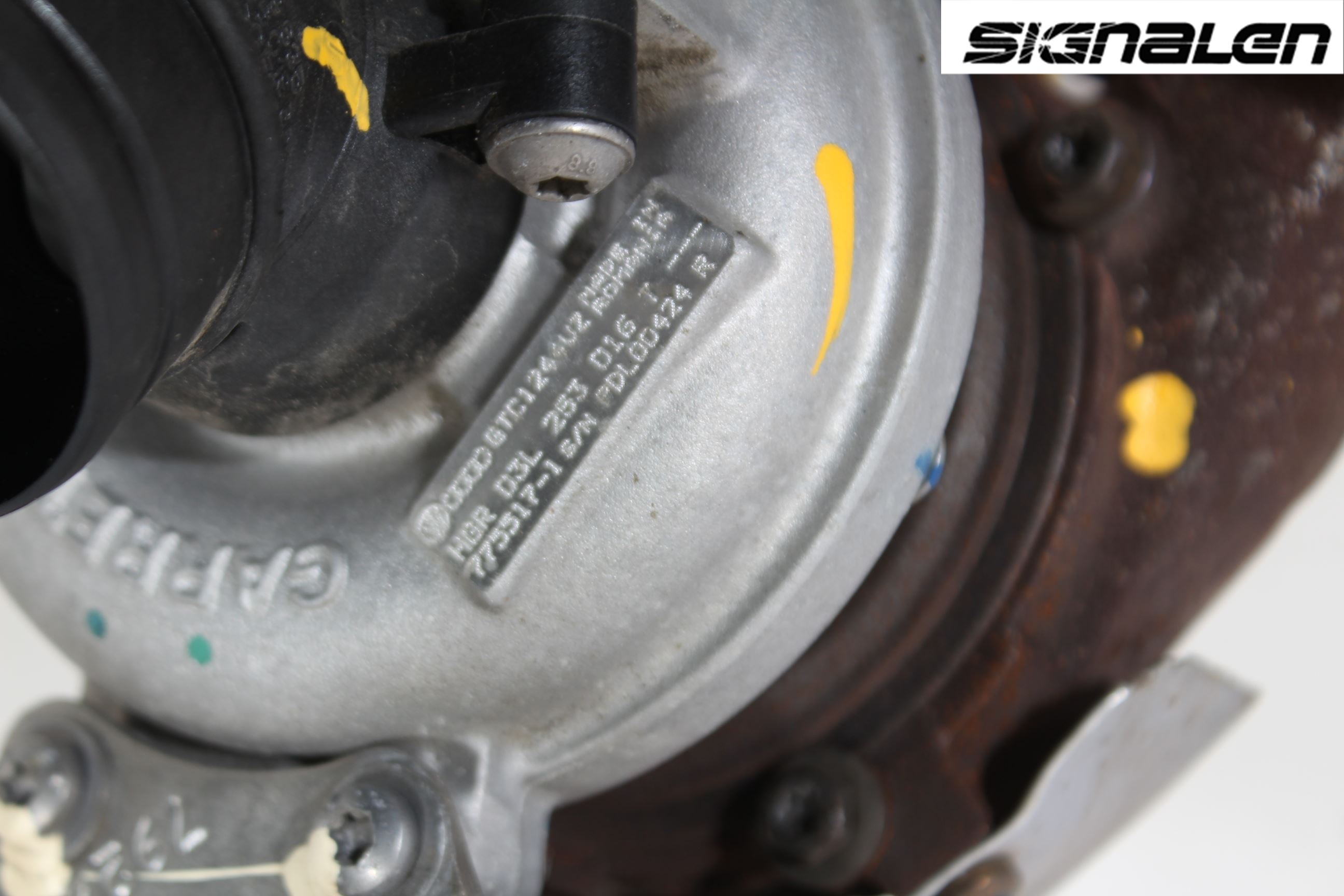 Volkswagen VW GOLF VI 09-13 Turboaggregat