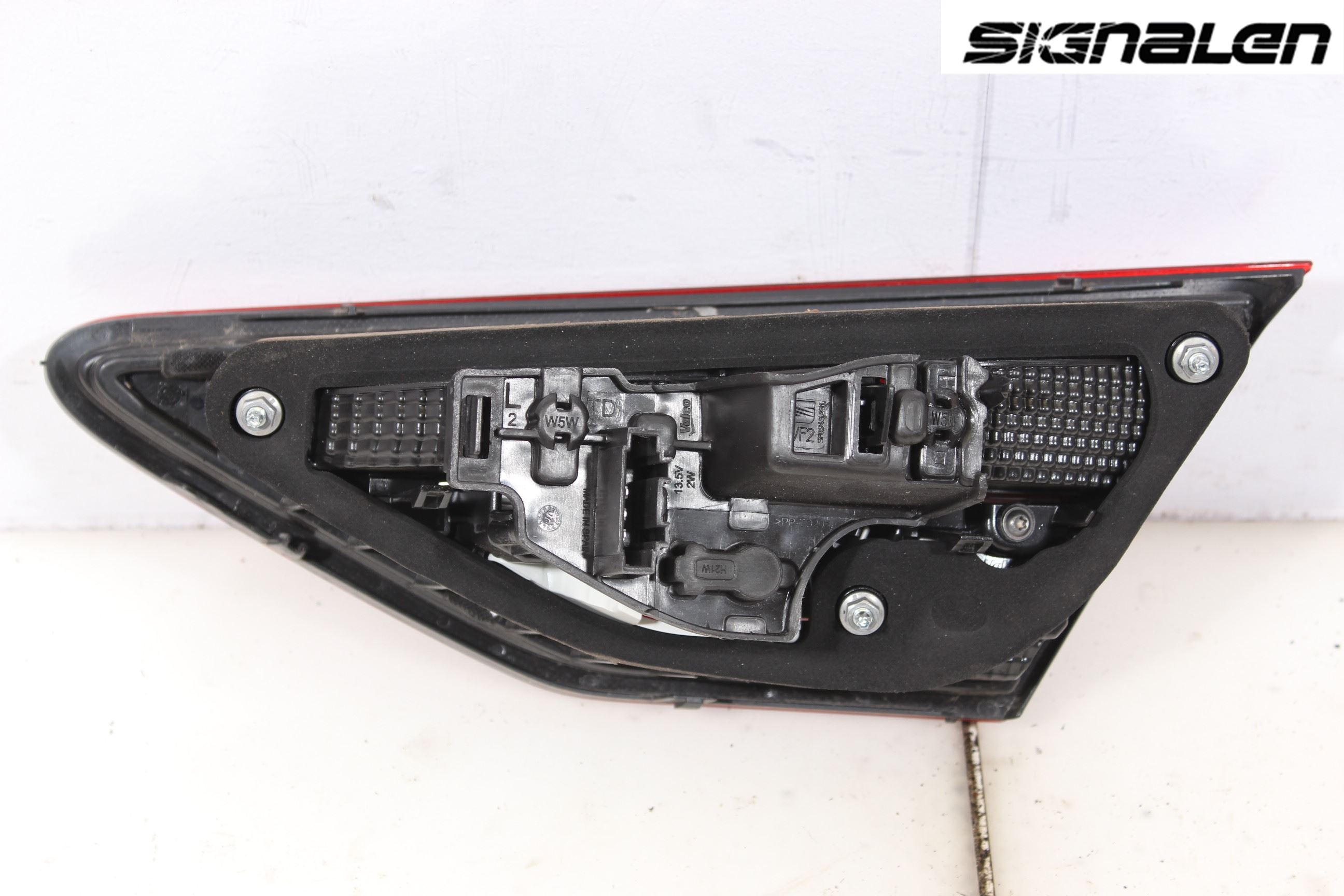 Seat LEON 13-20 Bakljus Lucka Vä