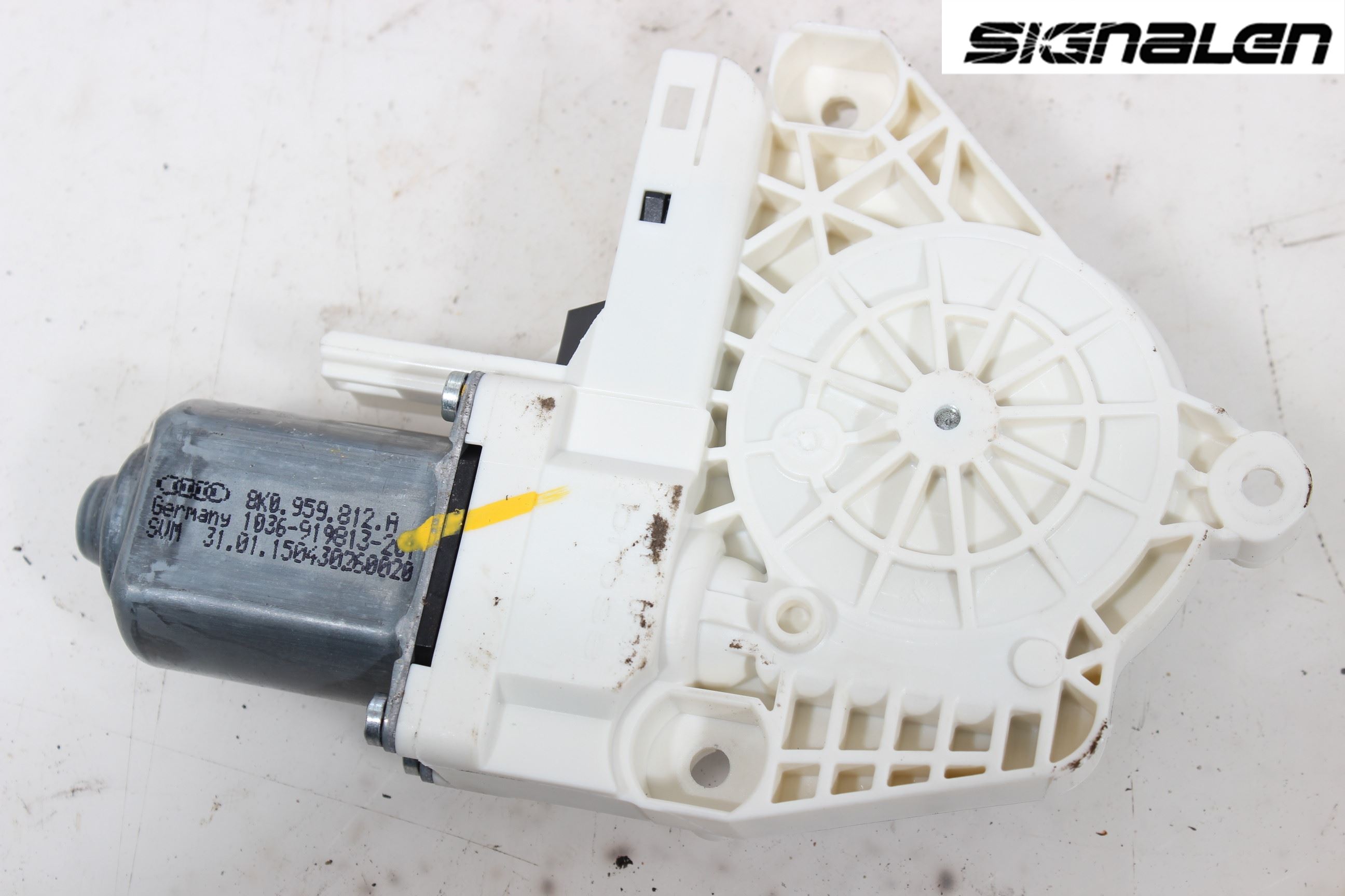 Audi A4 12-15 Fönsterhissmotor