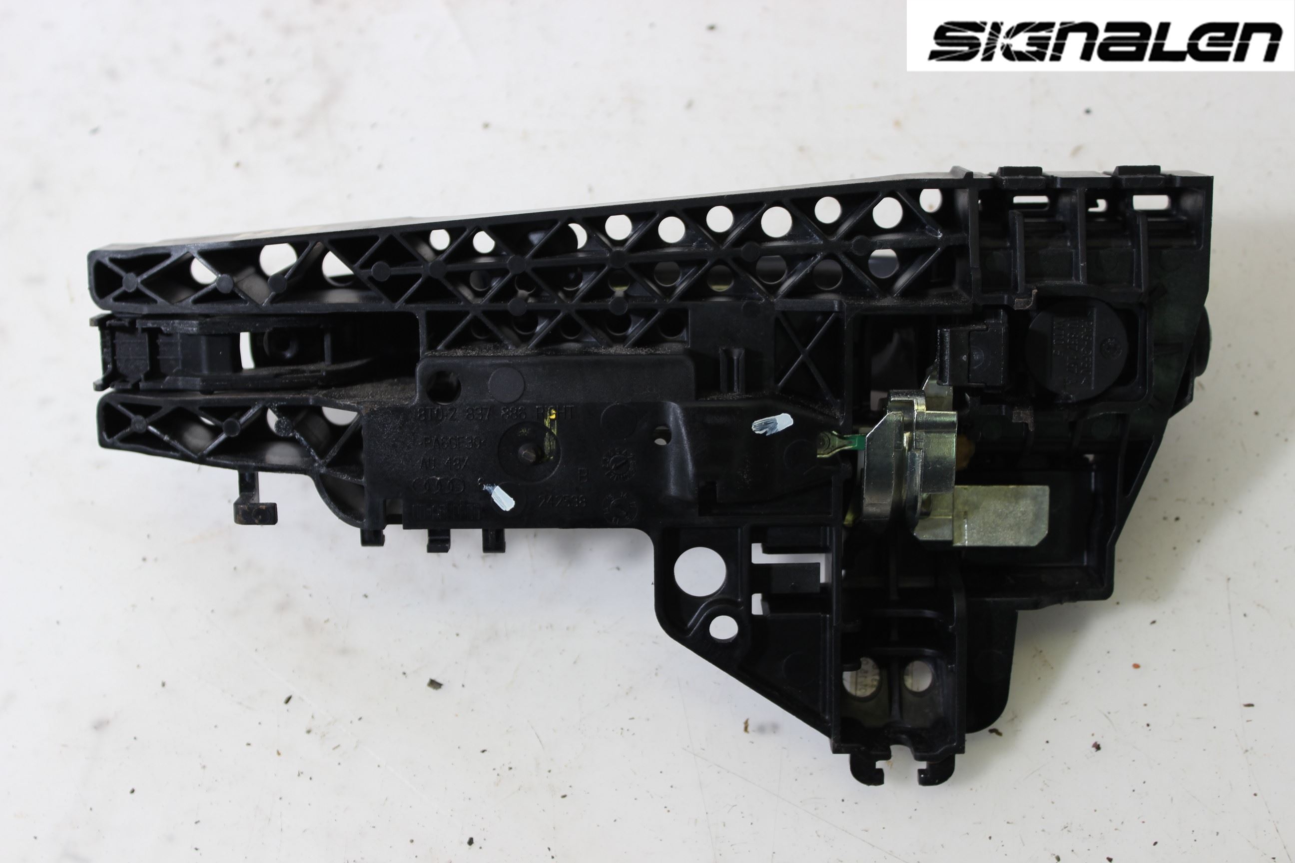 Audi A4 12-15 Dörrhandtag Yttre Hö