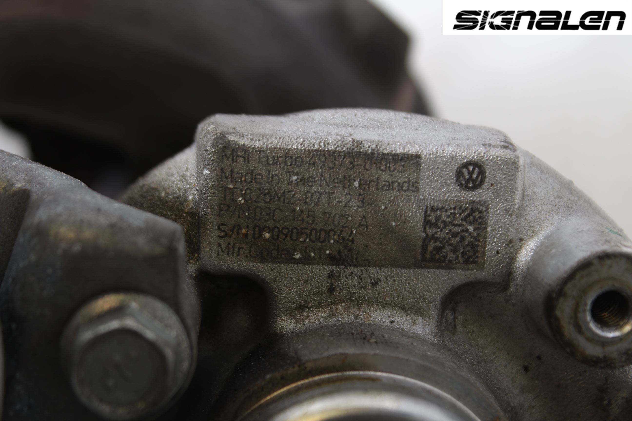 Volkswagen VW GOLF VI 09-13 Turboaggregat