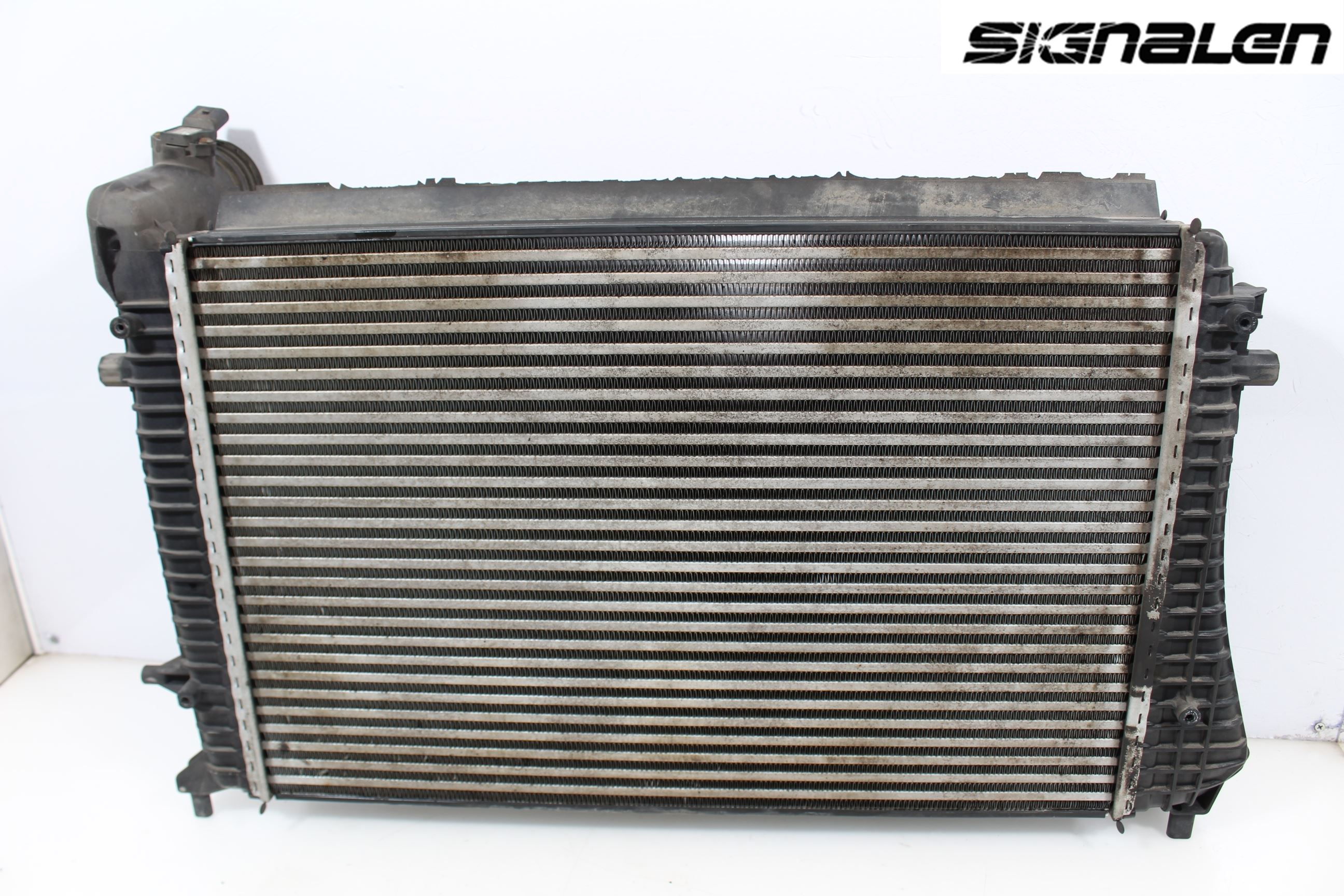 Volkswagen VW PASSAT 05-11 Laddluft-Intercooler Kyl