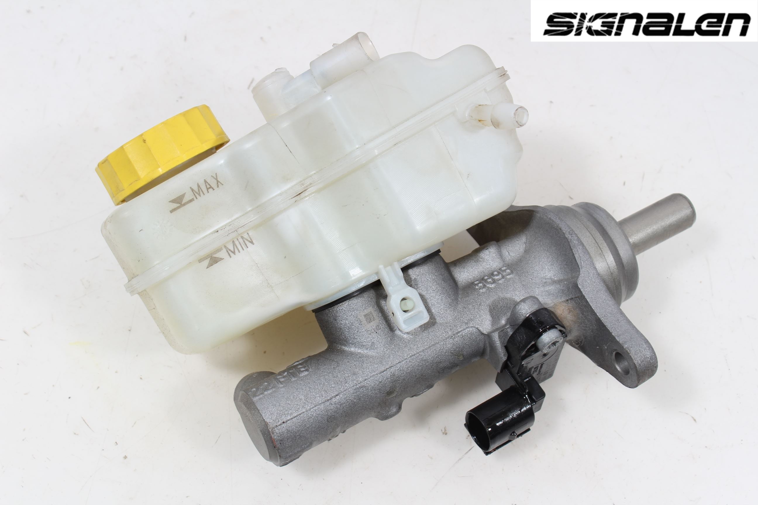 Volkswagen VW POLO 10-17 Broms Huvudcylinder