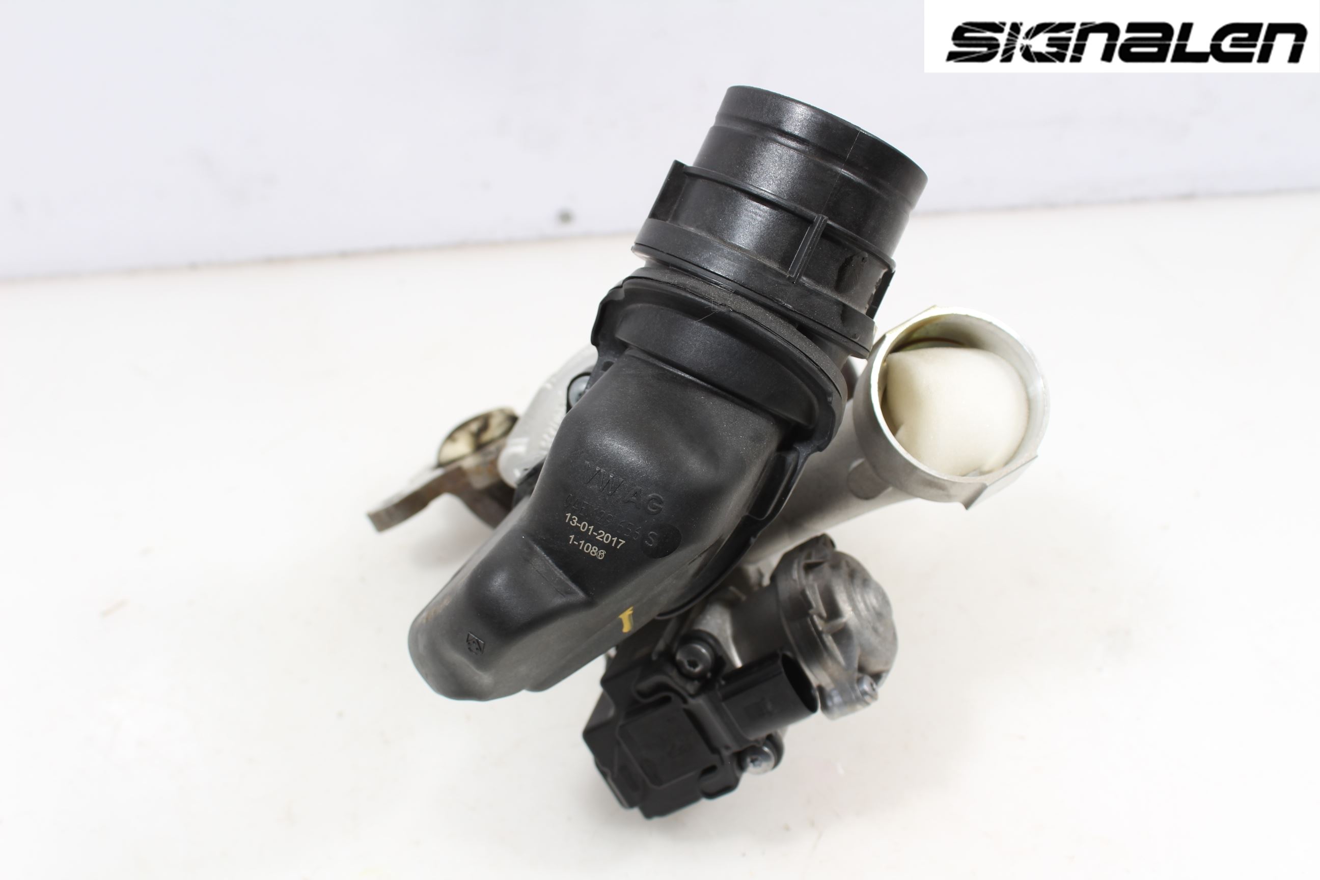 Volkswagen VW POLO 10-17 Turboaggregat