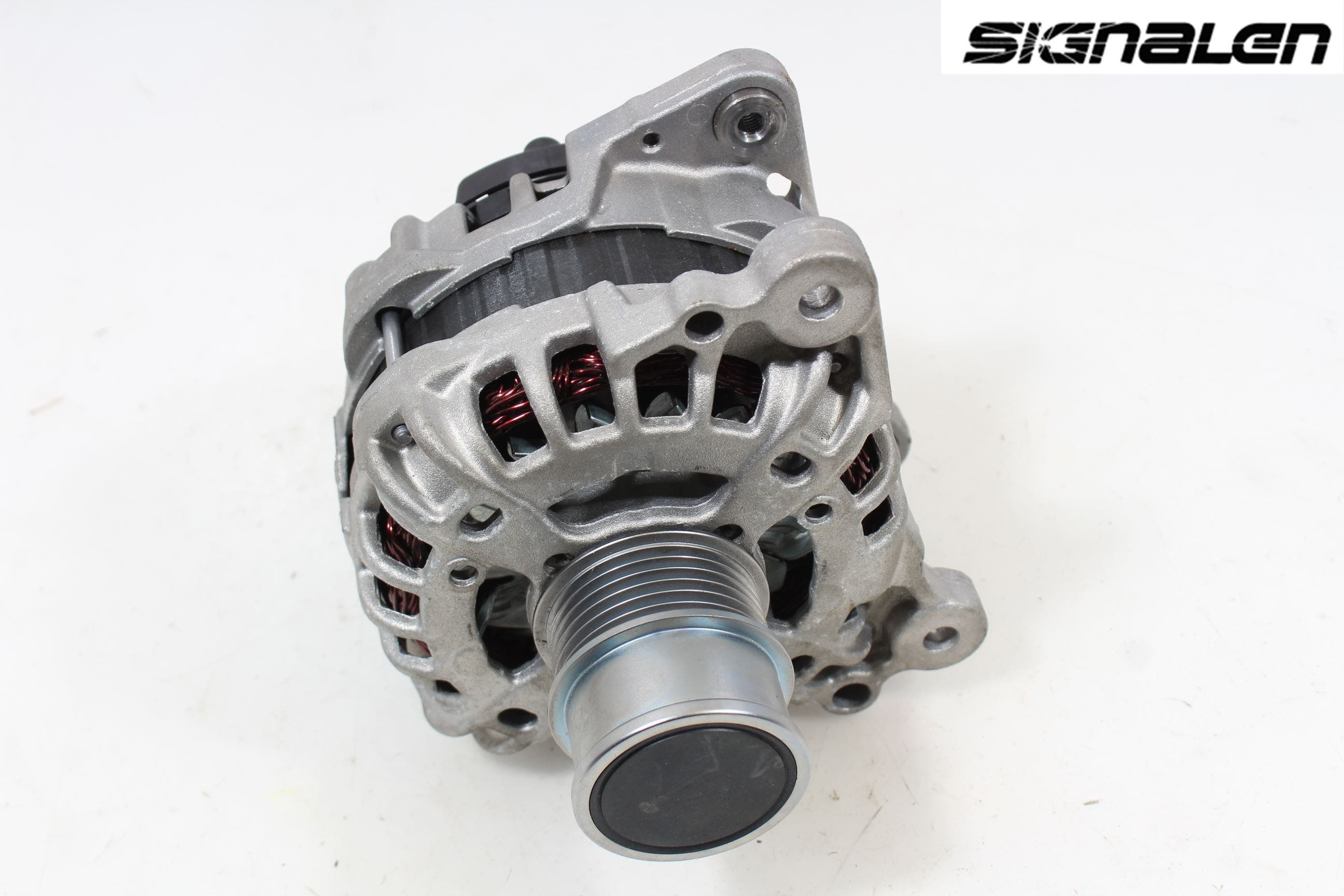 Volkswagen VW POLO 10-17 Generator