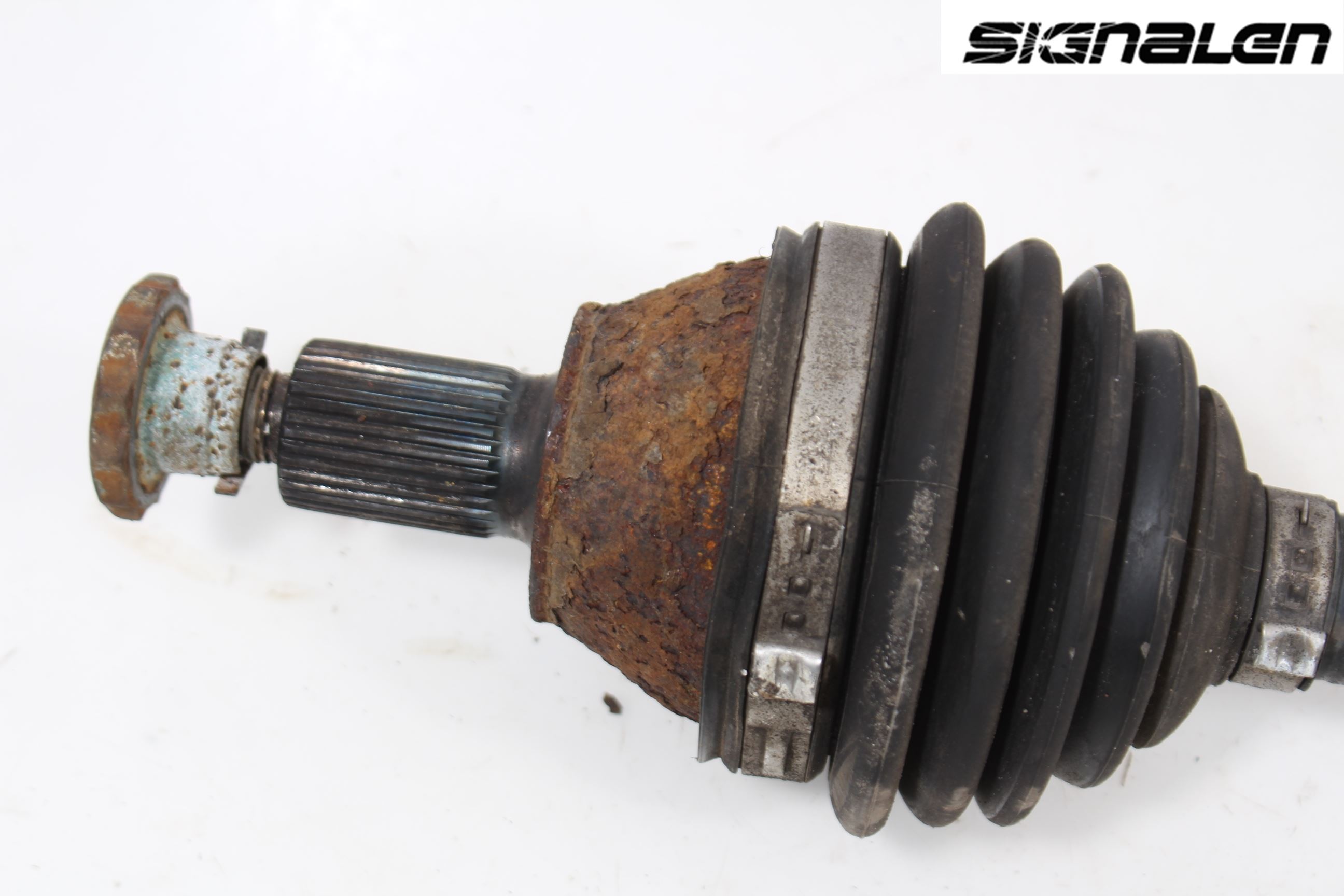 Seat IBIZA IV 08-16 Drivaxel Fram Vänster