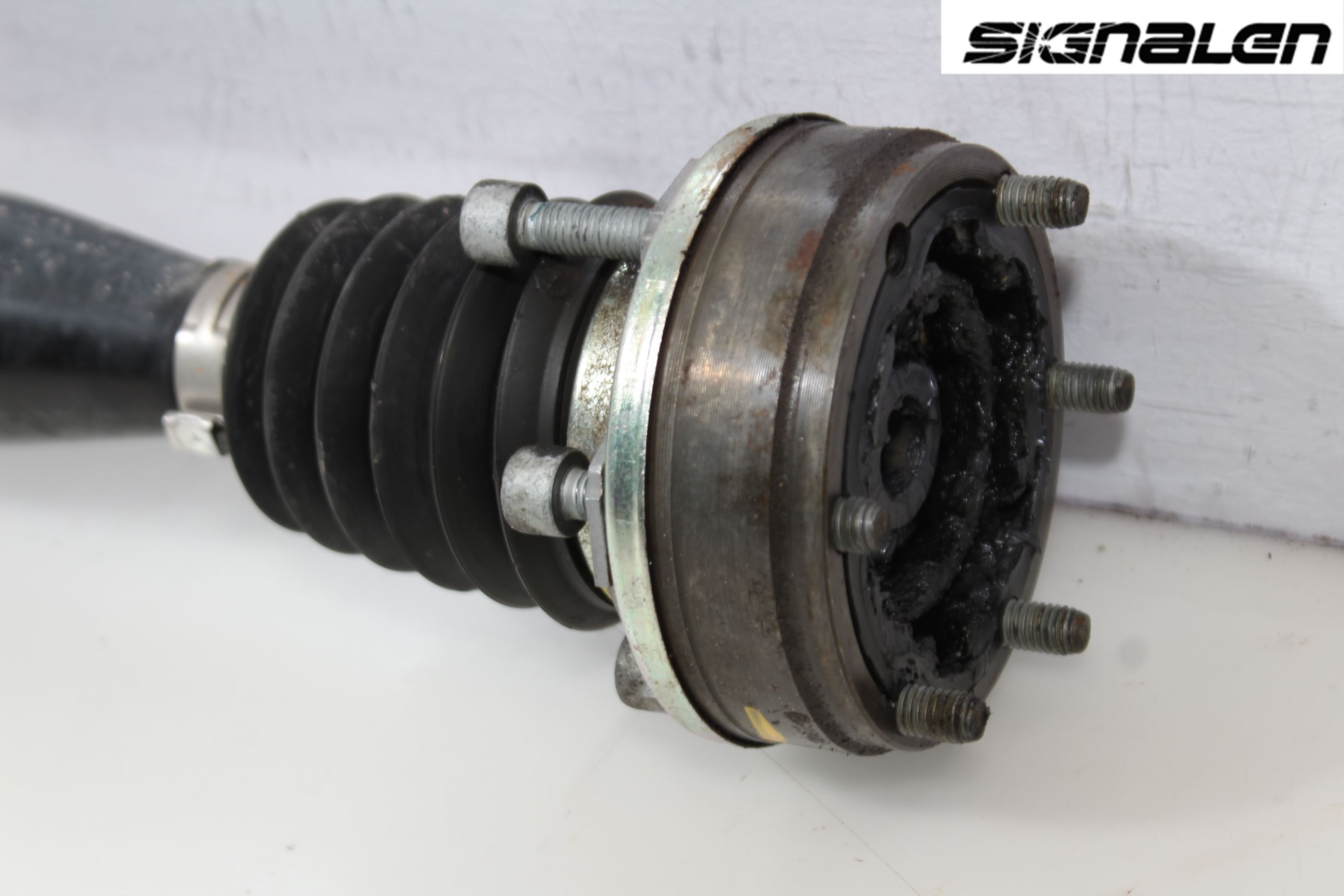 Seat IBIZA IV 08-16 Drivaxel Fram Höger