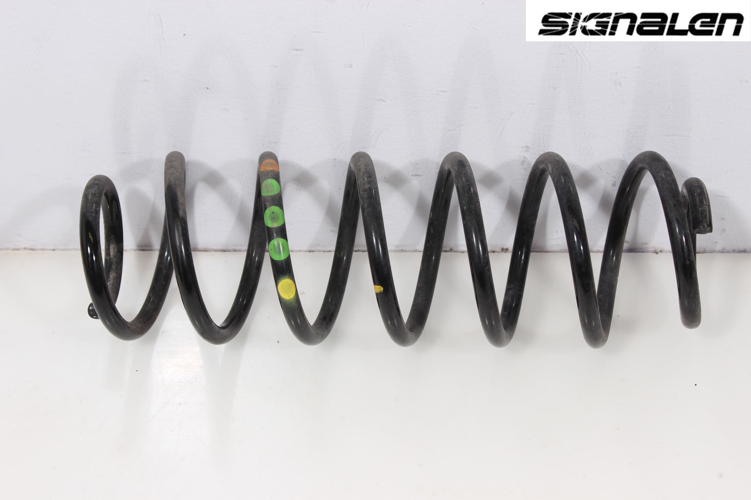 Volkswagen VW POLO 10-17 Fjäder Bak